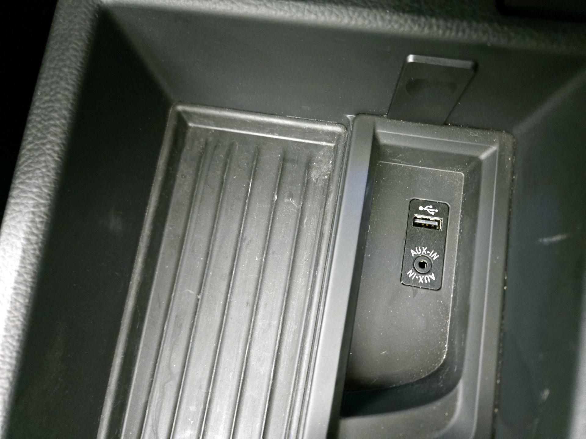 Thumbnail: 2015 BMW 3 Series - 19