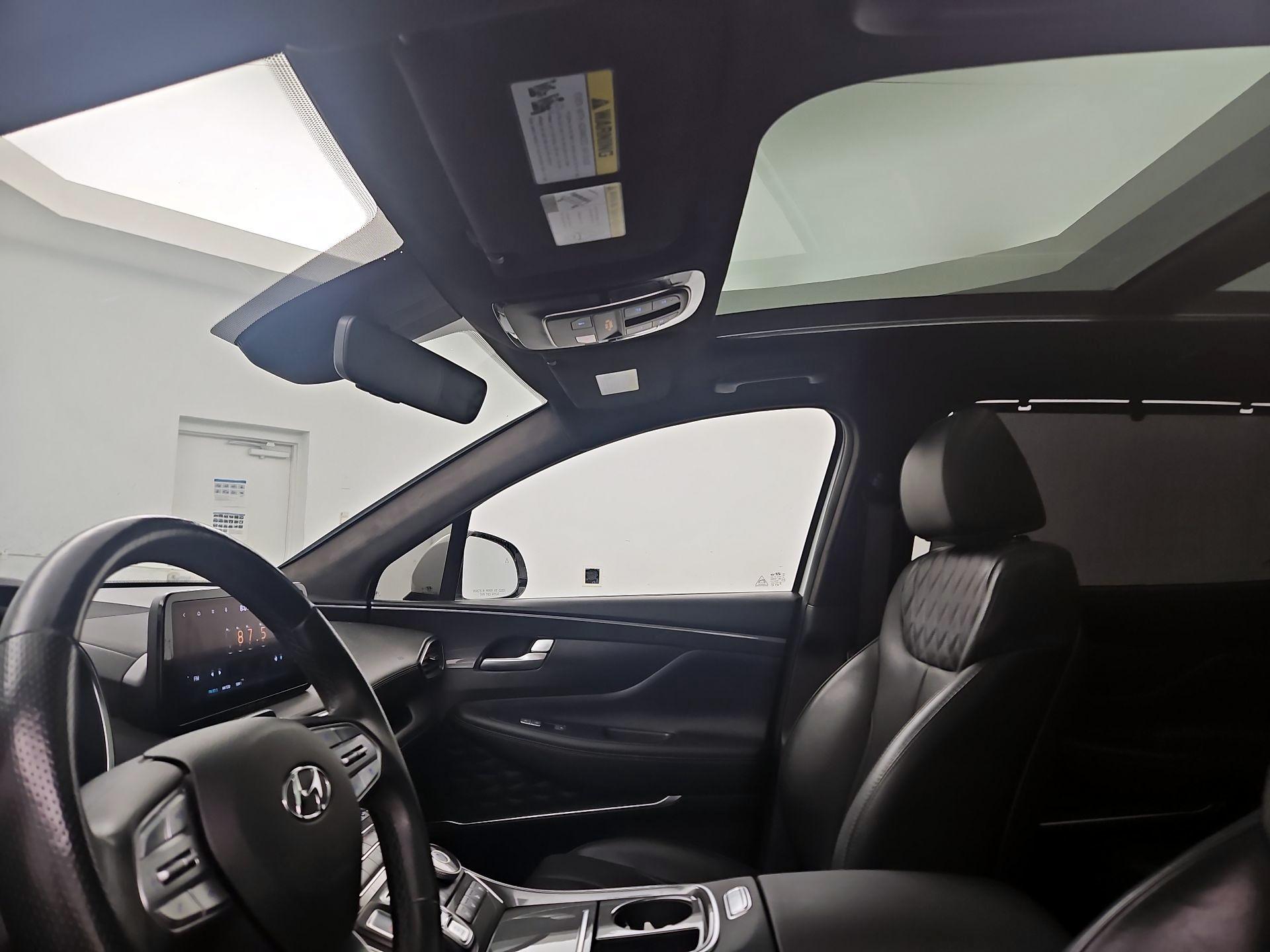 Thumbnail: 2022 Hyundai Santa Fe - 18