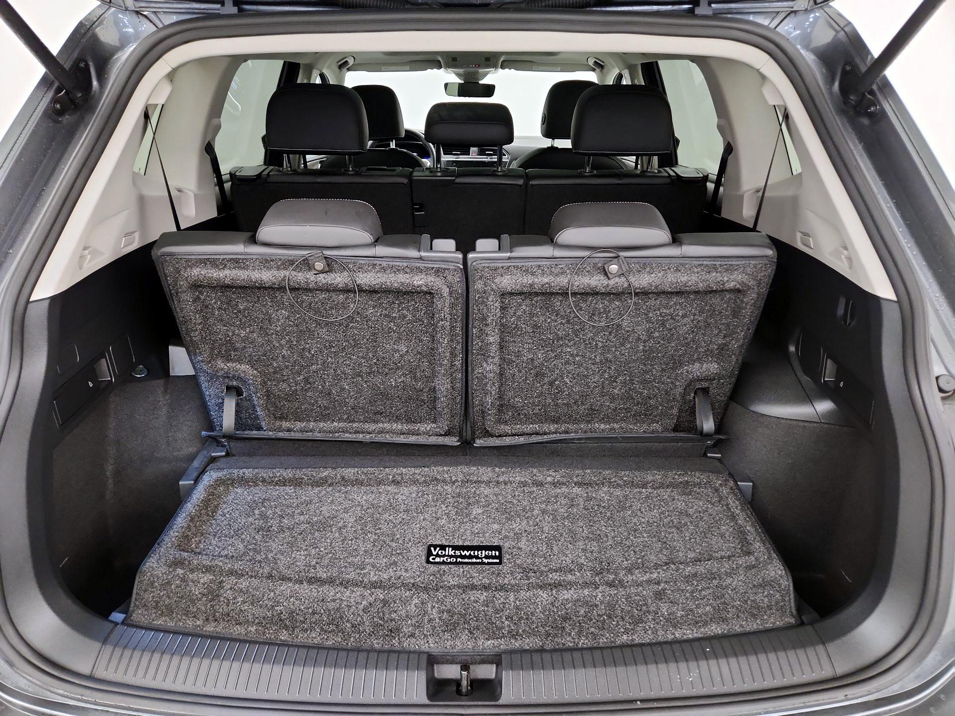 Thumbnail: 2022 Volkswagen Tiguan - 16