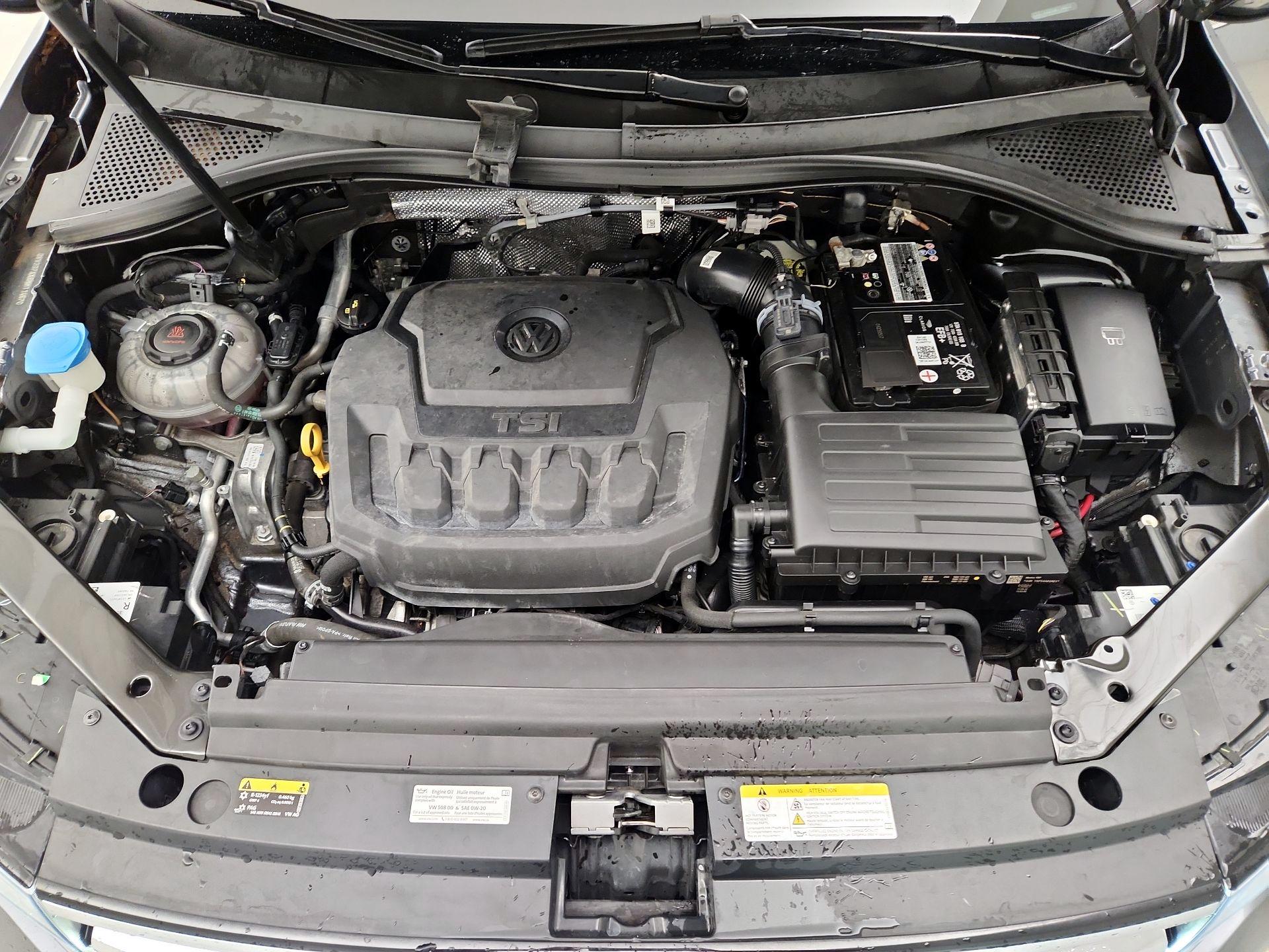 Thumbnail: 2022 Volkswagen Tiguan - 17