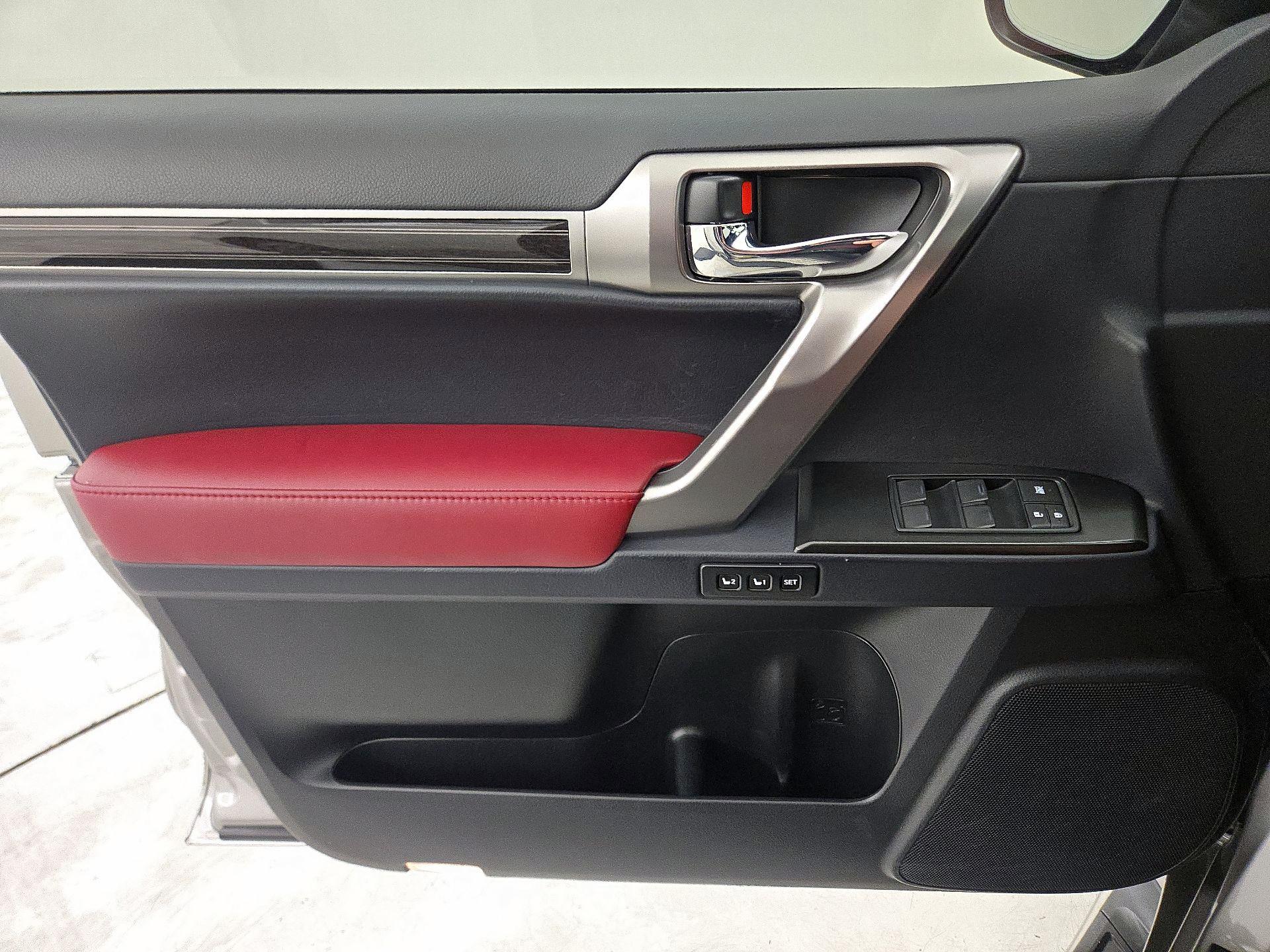 Thumbnail: 2023 Lexus GX - 12