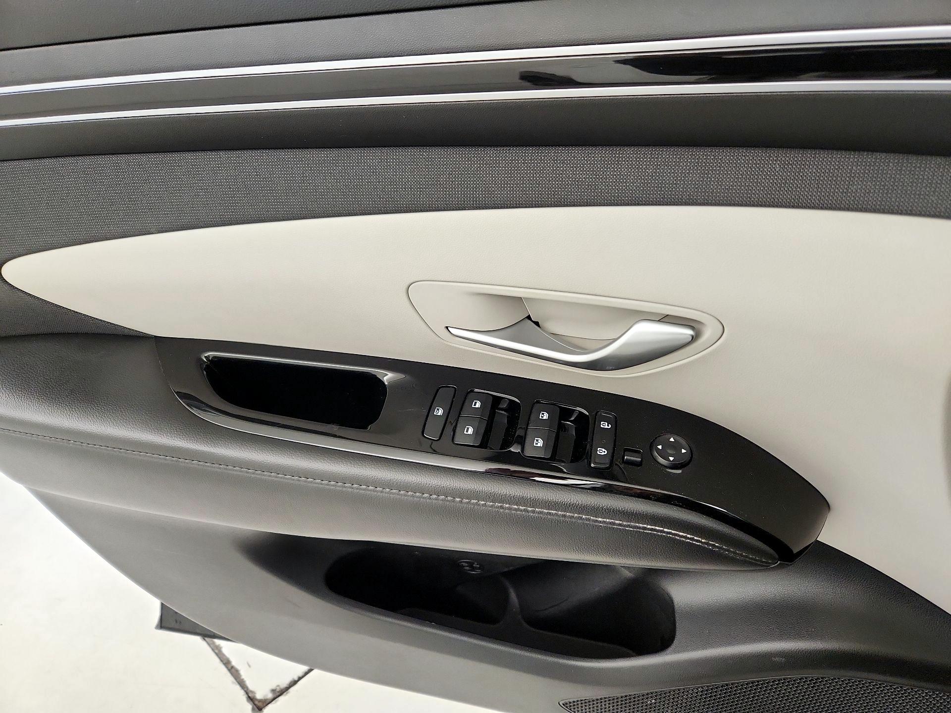 Thumbnail: 2022 Hyundai Tucson - 12