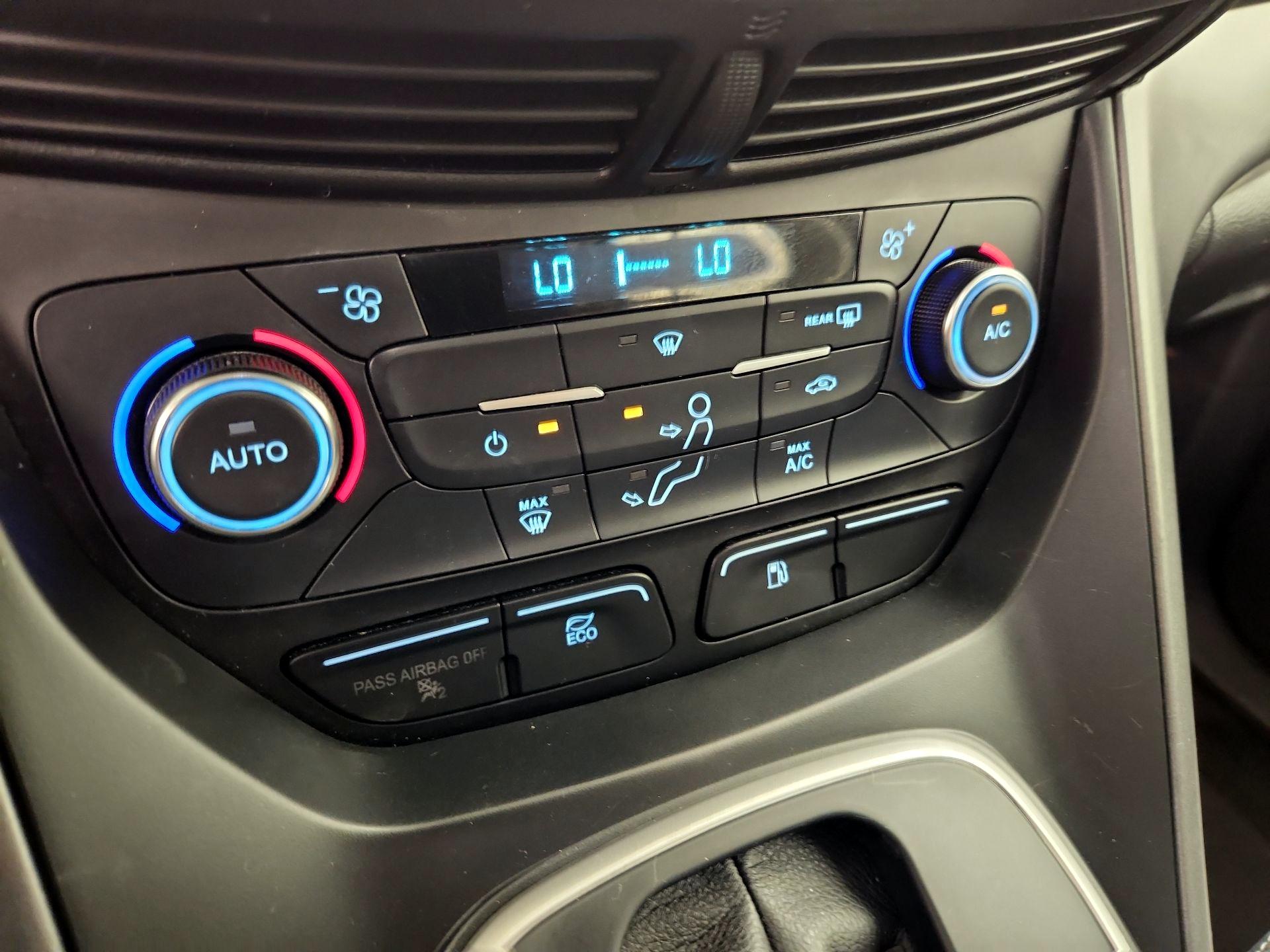 Thumbnail: 2017 Ford C-Max - 16