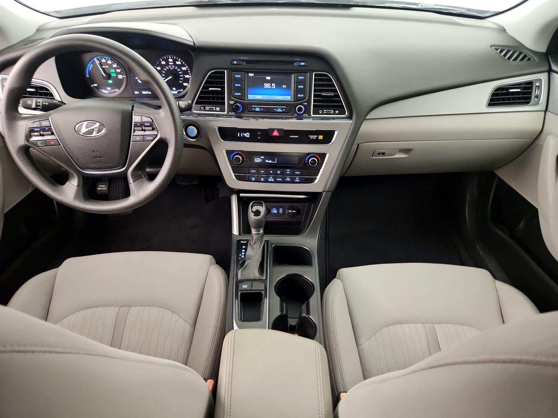 Thumbnail: 2016 Hyundai Sonata - 9