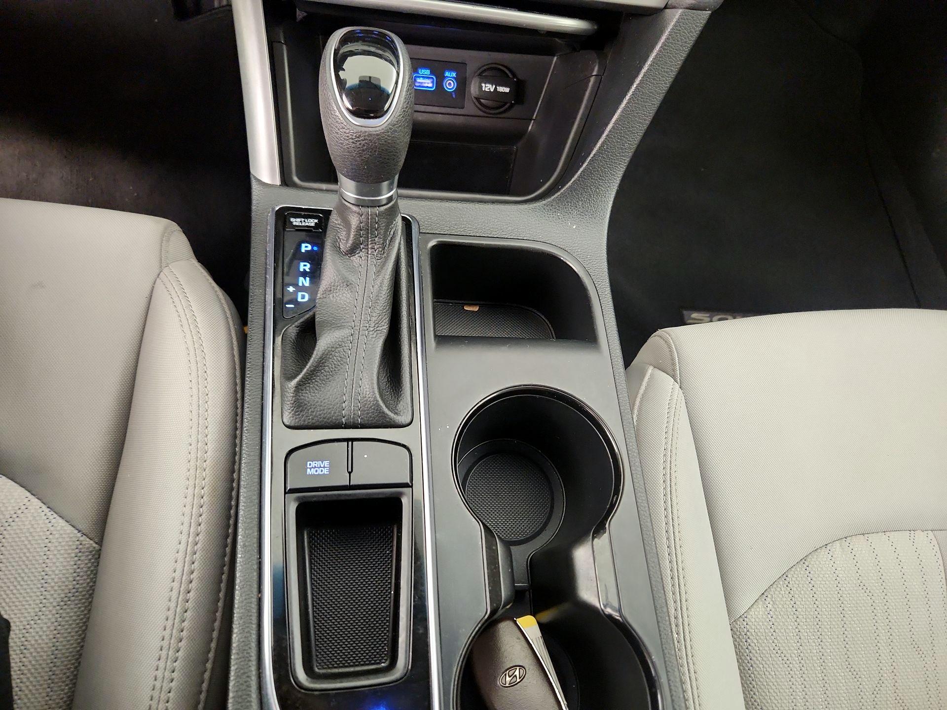 Thumbnail: 2016 Hyundai Sonata - 17