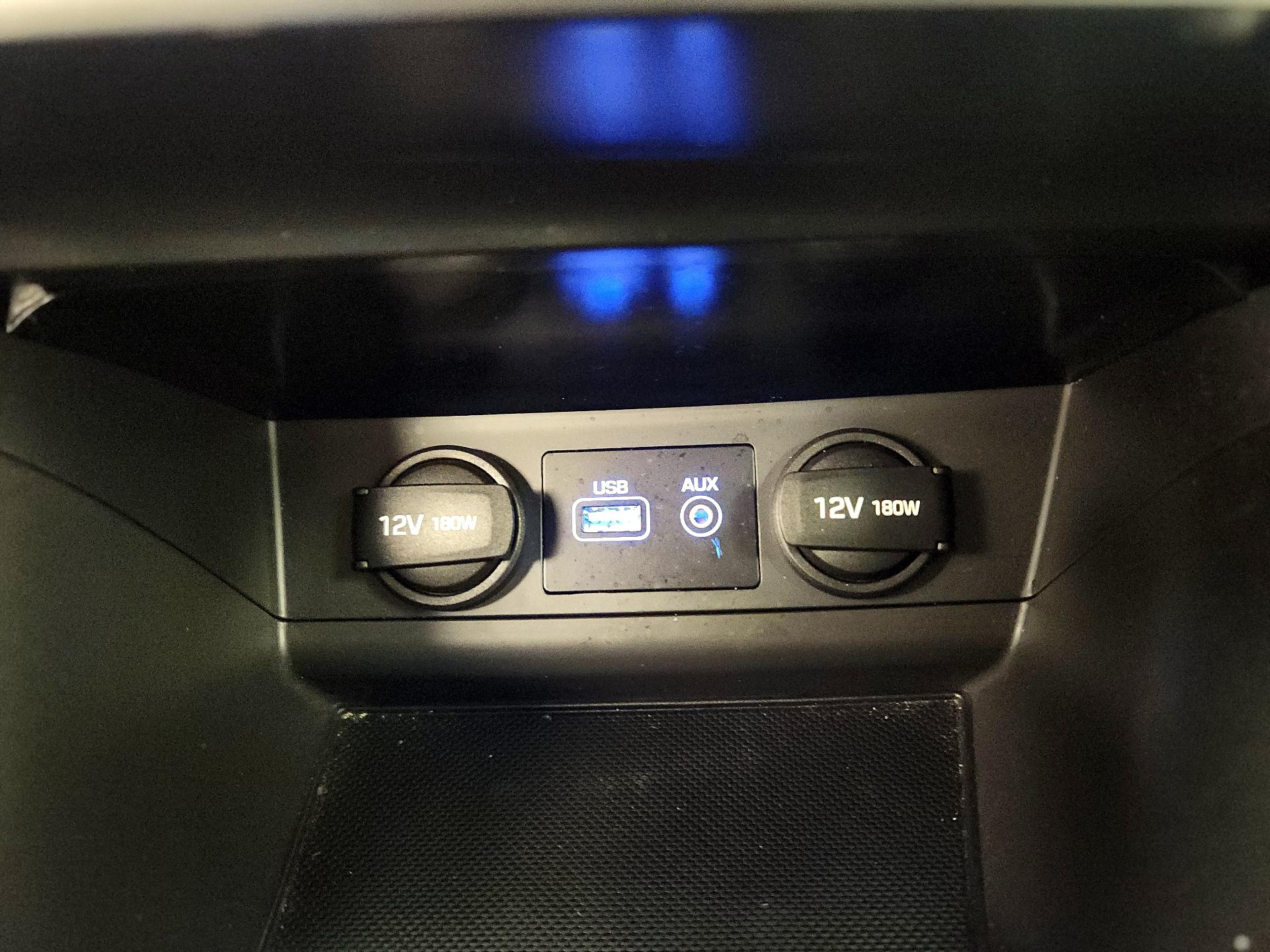 Thumbnail: 2016 Hyundai Sonata - 18