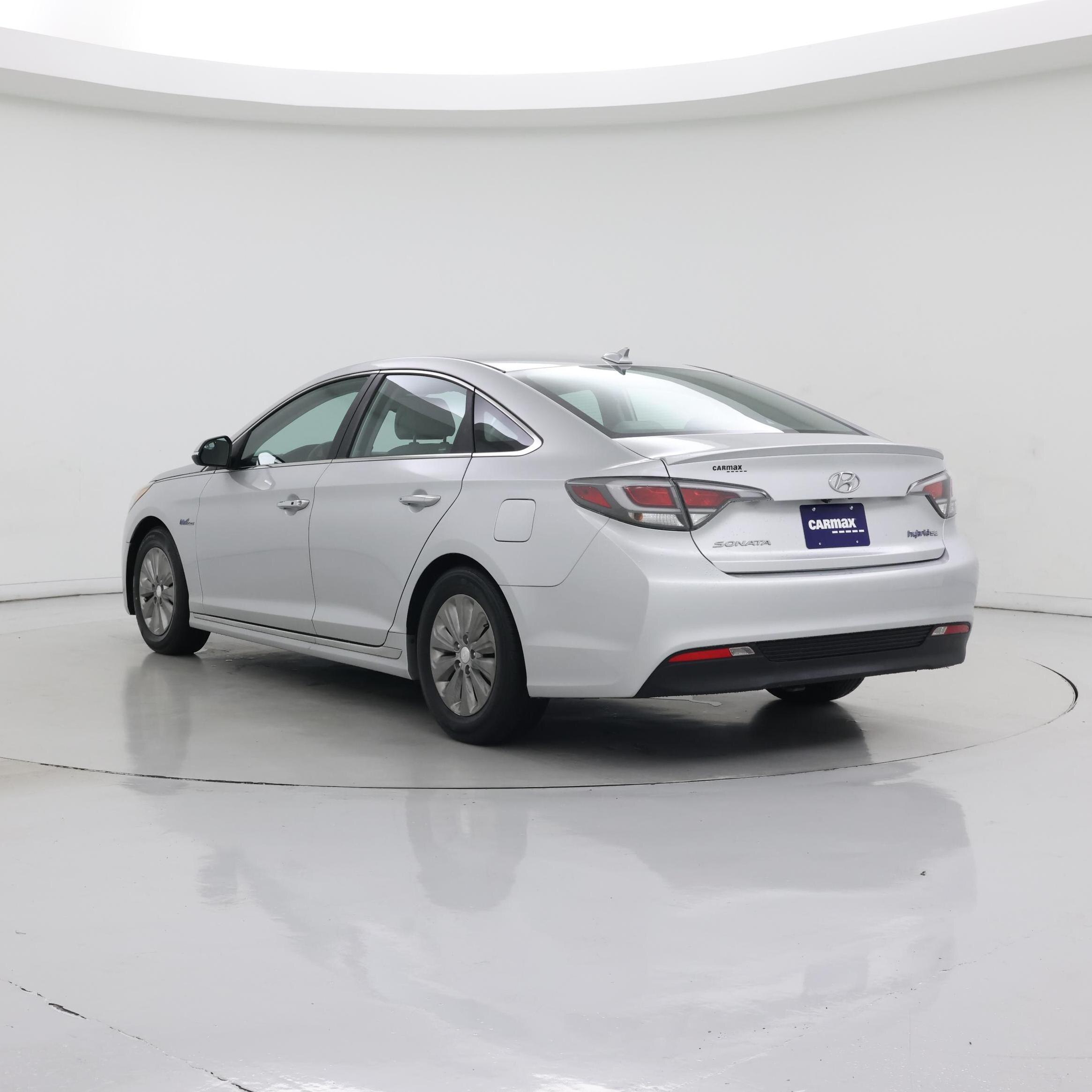 Thumbnail: 2016 Hyundai Sonata - 2
