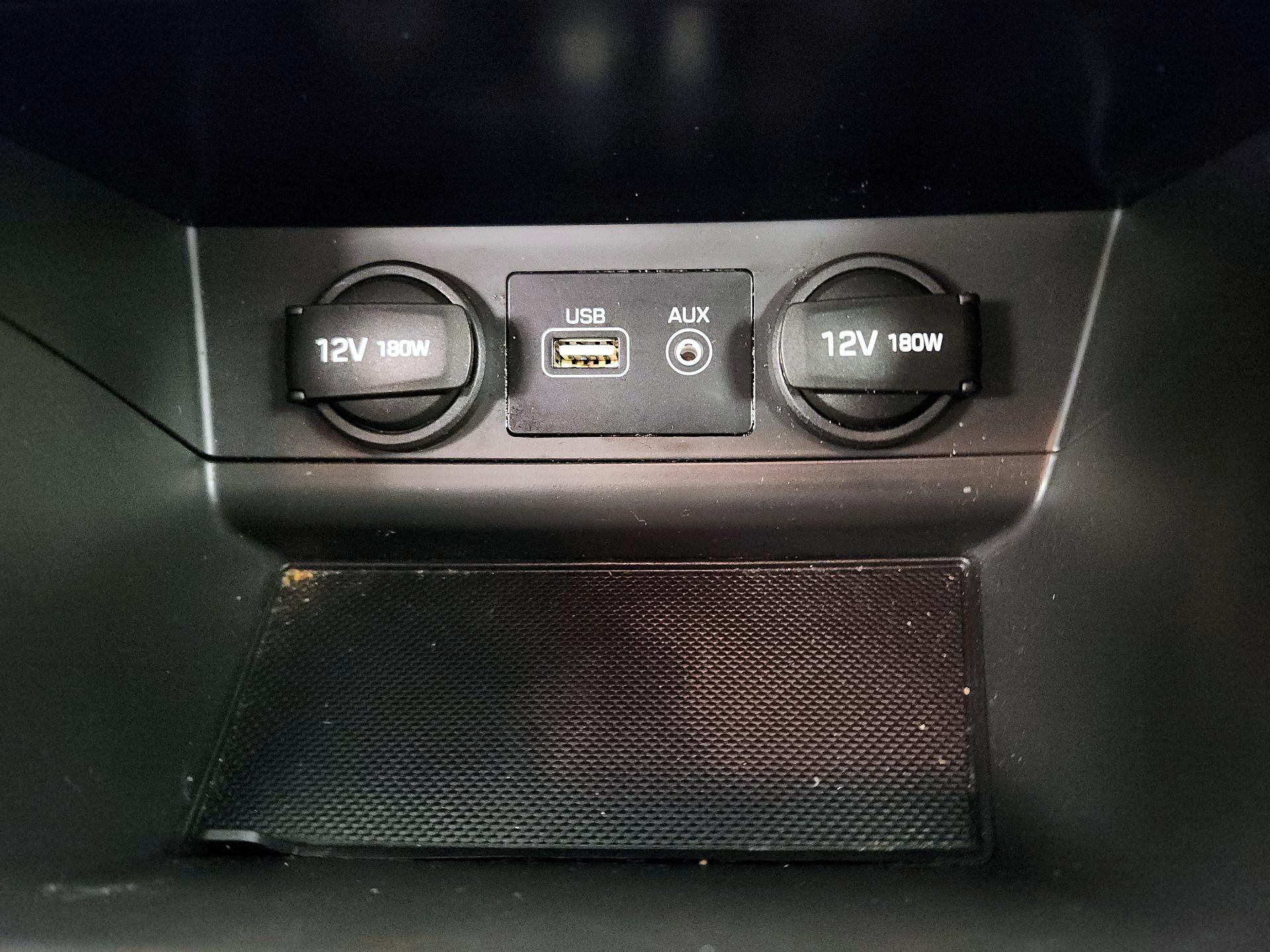 Thumbnail: 2016 Hyundai Sonata - 18