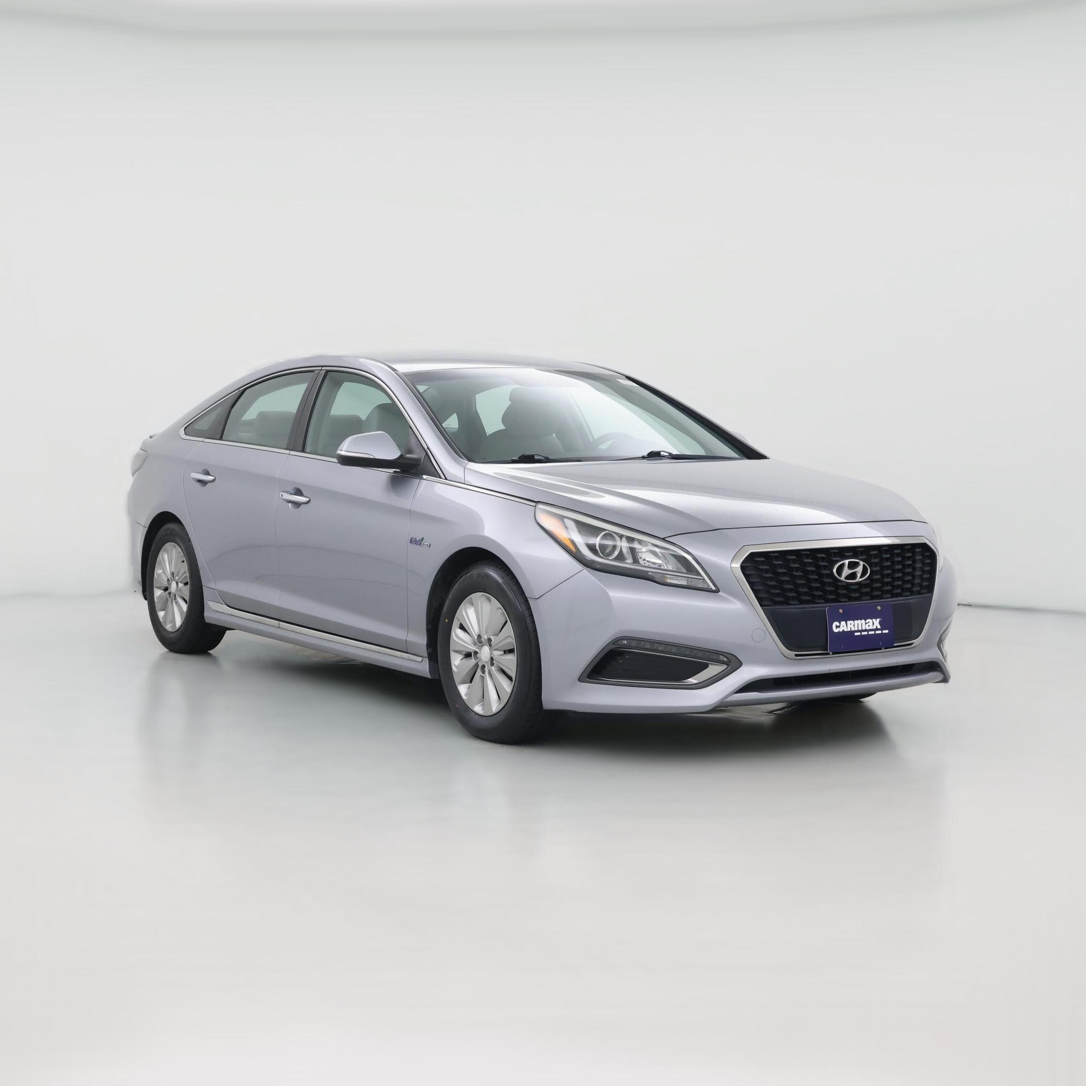 Thumbnail: 2016 Hyundai Sonata - 1