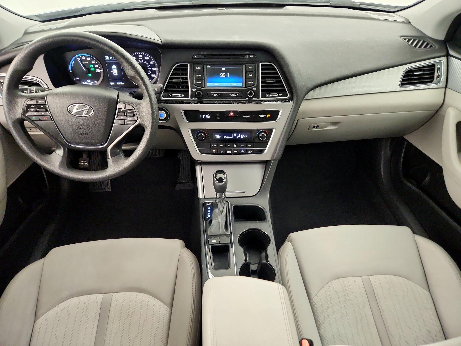 Thumbnail: 2016 Hyundai Sonata - 9