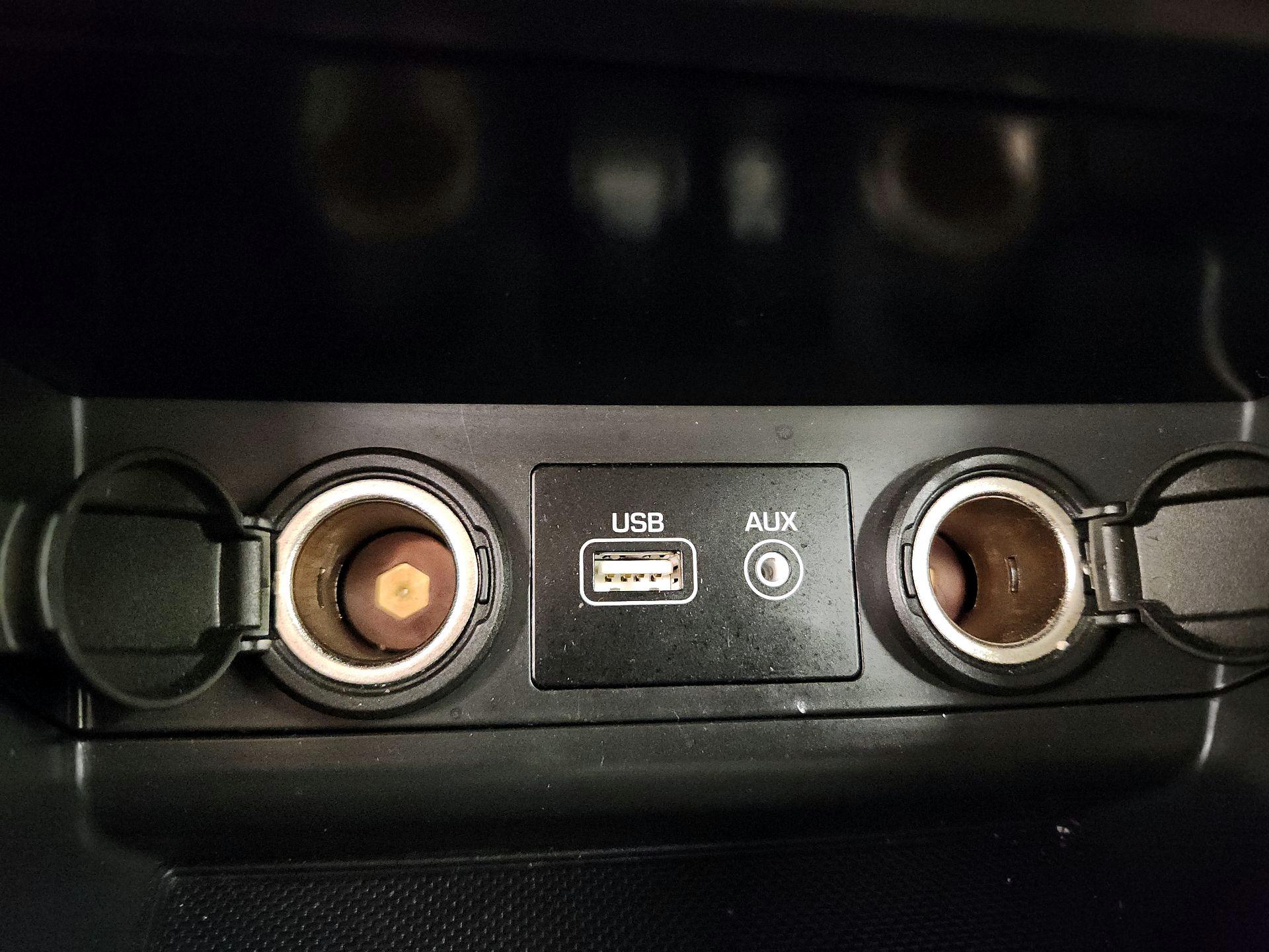 Thumbnail: 2016 Hyundai Sonata - 18