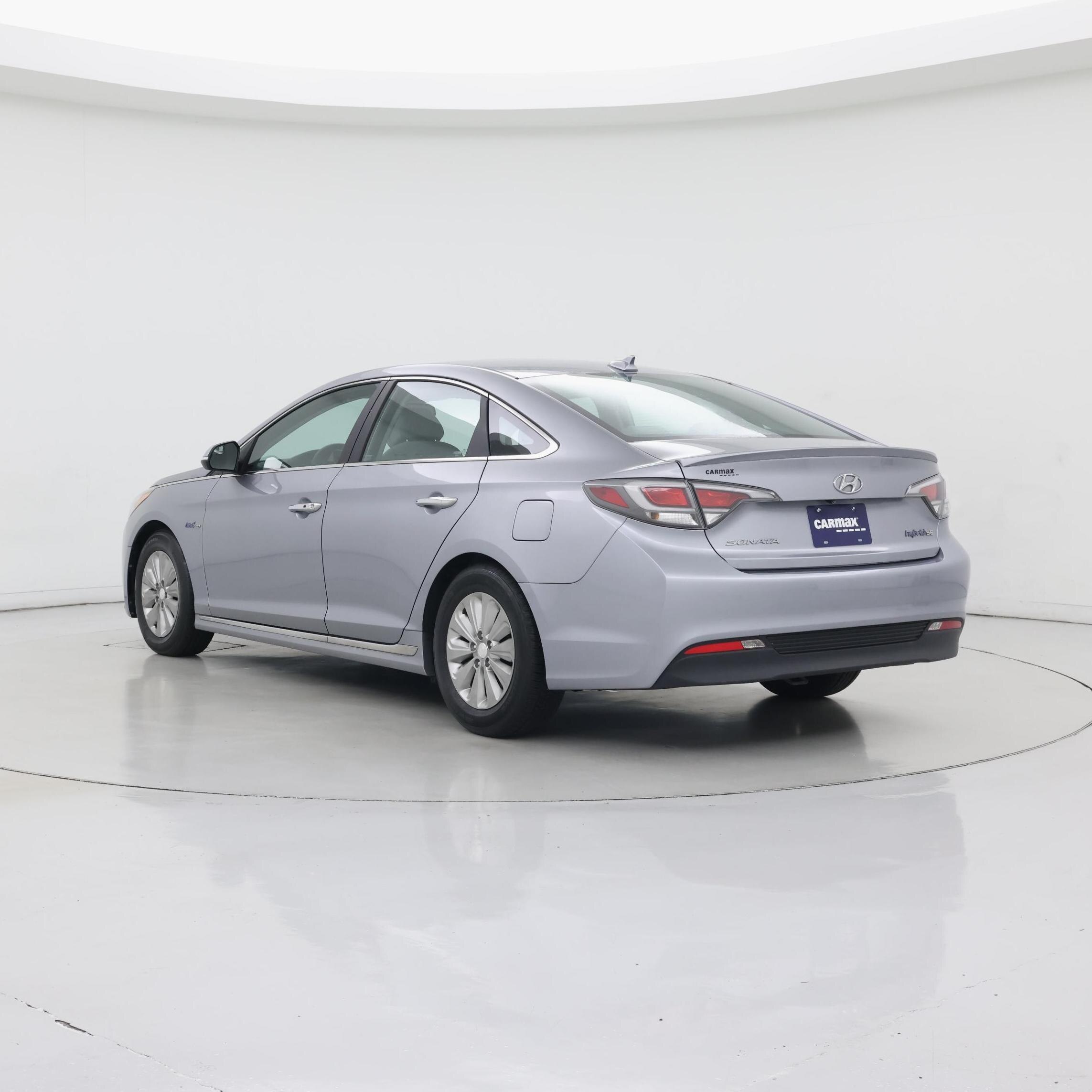 Thumbnail: 2016 Hyundai Sonata - 2