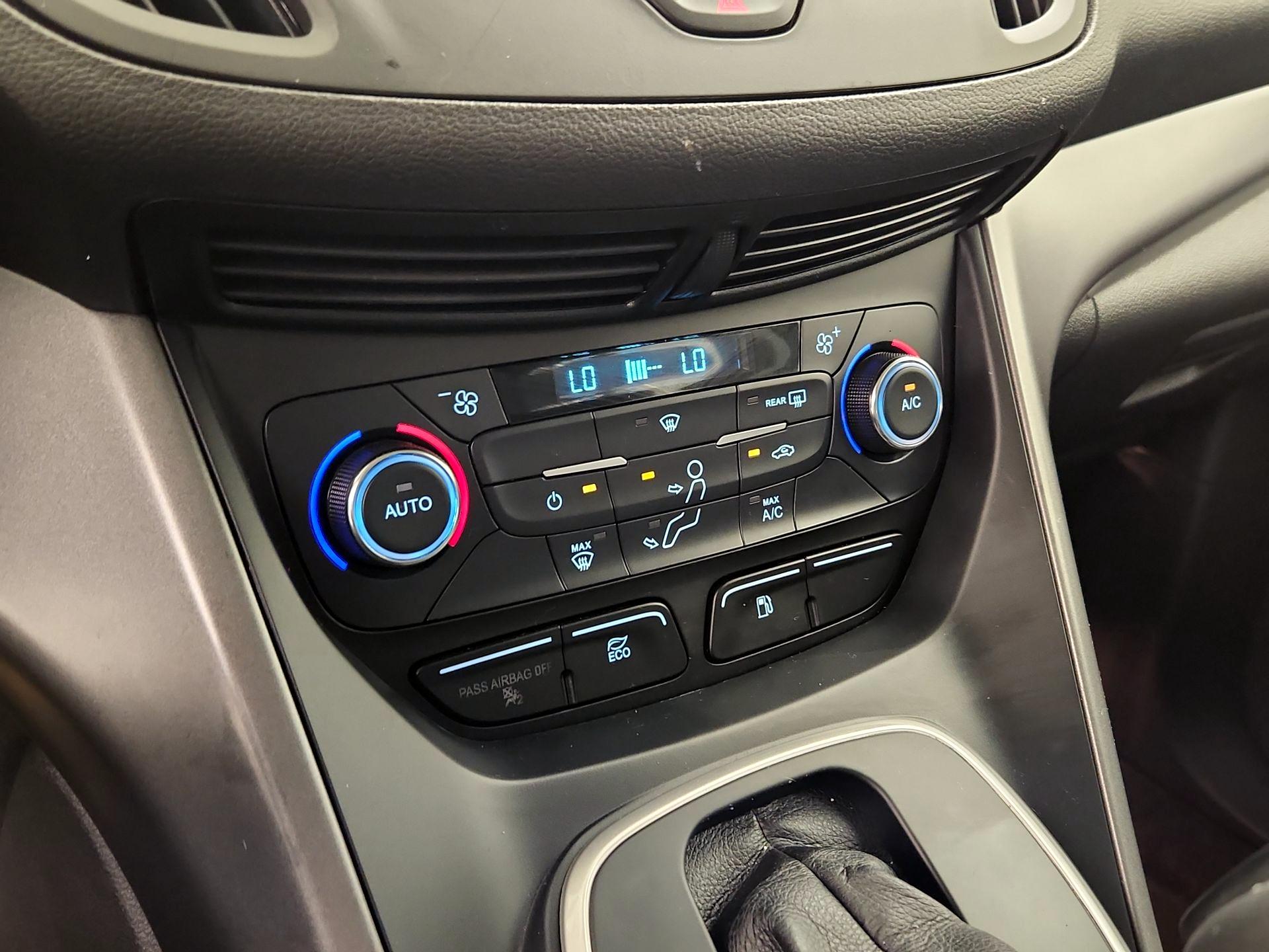 Thumbnail: 2017 Ford C-Max - 16