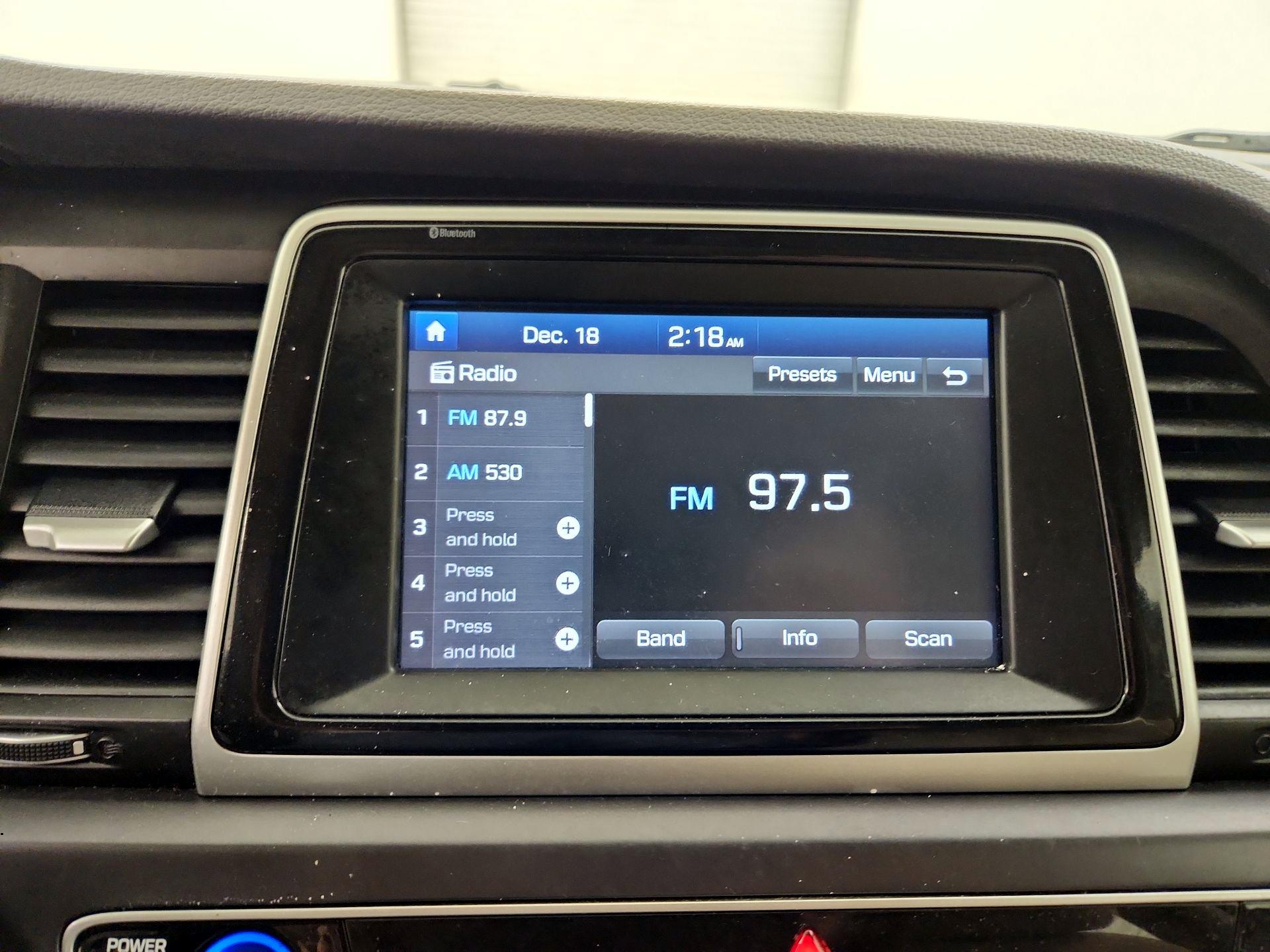 Thumbnail: 2018 Hyundai Sonata - 15