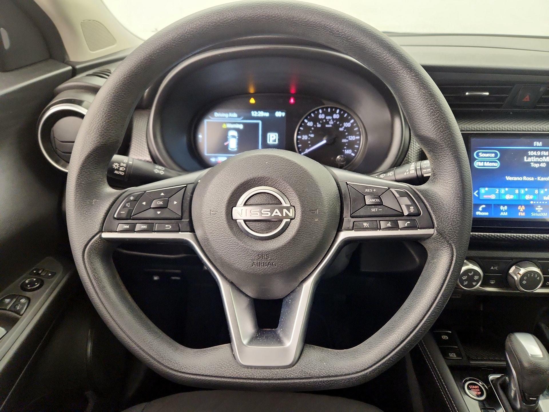 Thumbnail: 2023 Nissan Kicks - 10