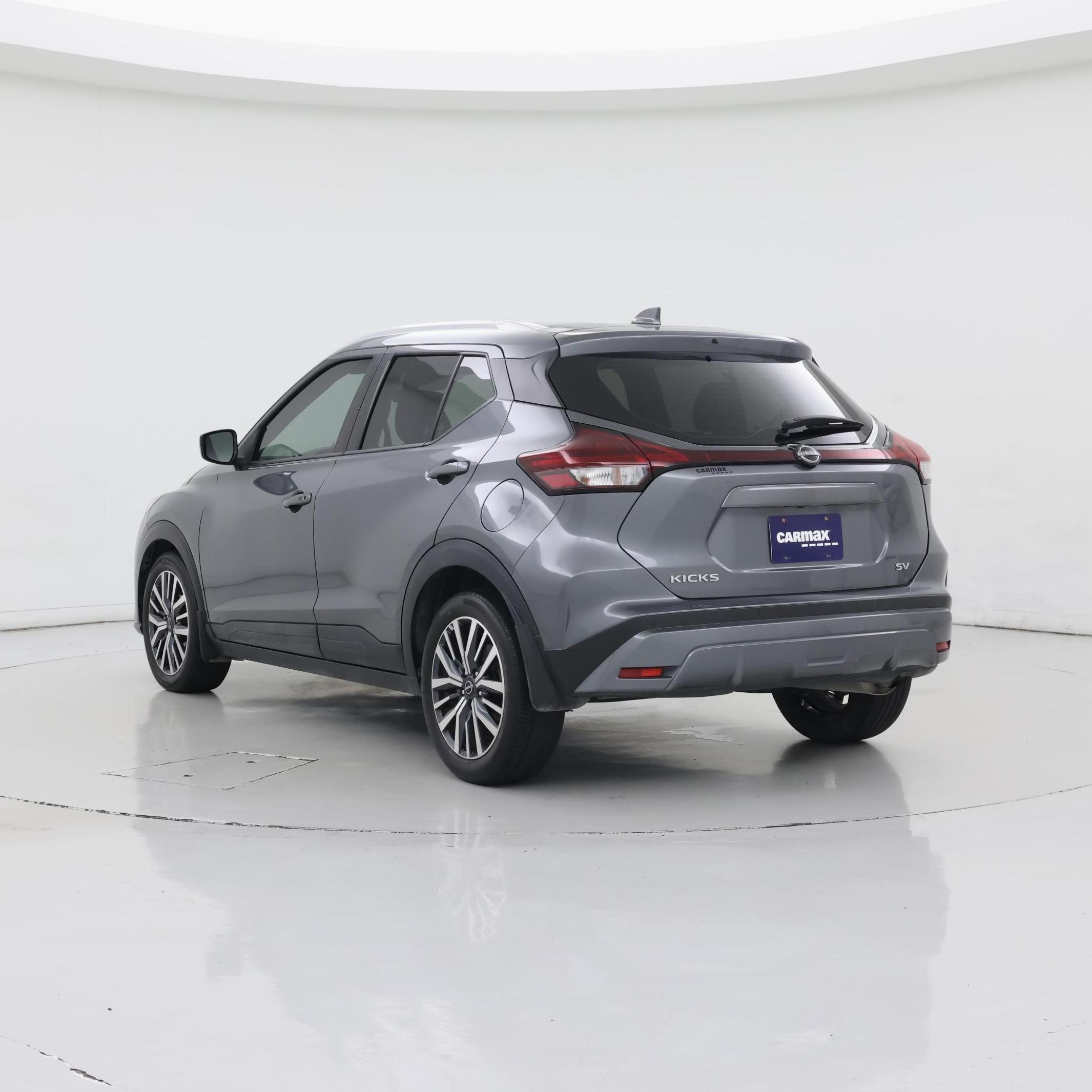 Thumbnail: 2023 Nissan Kicks - 2