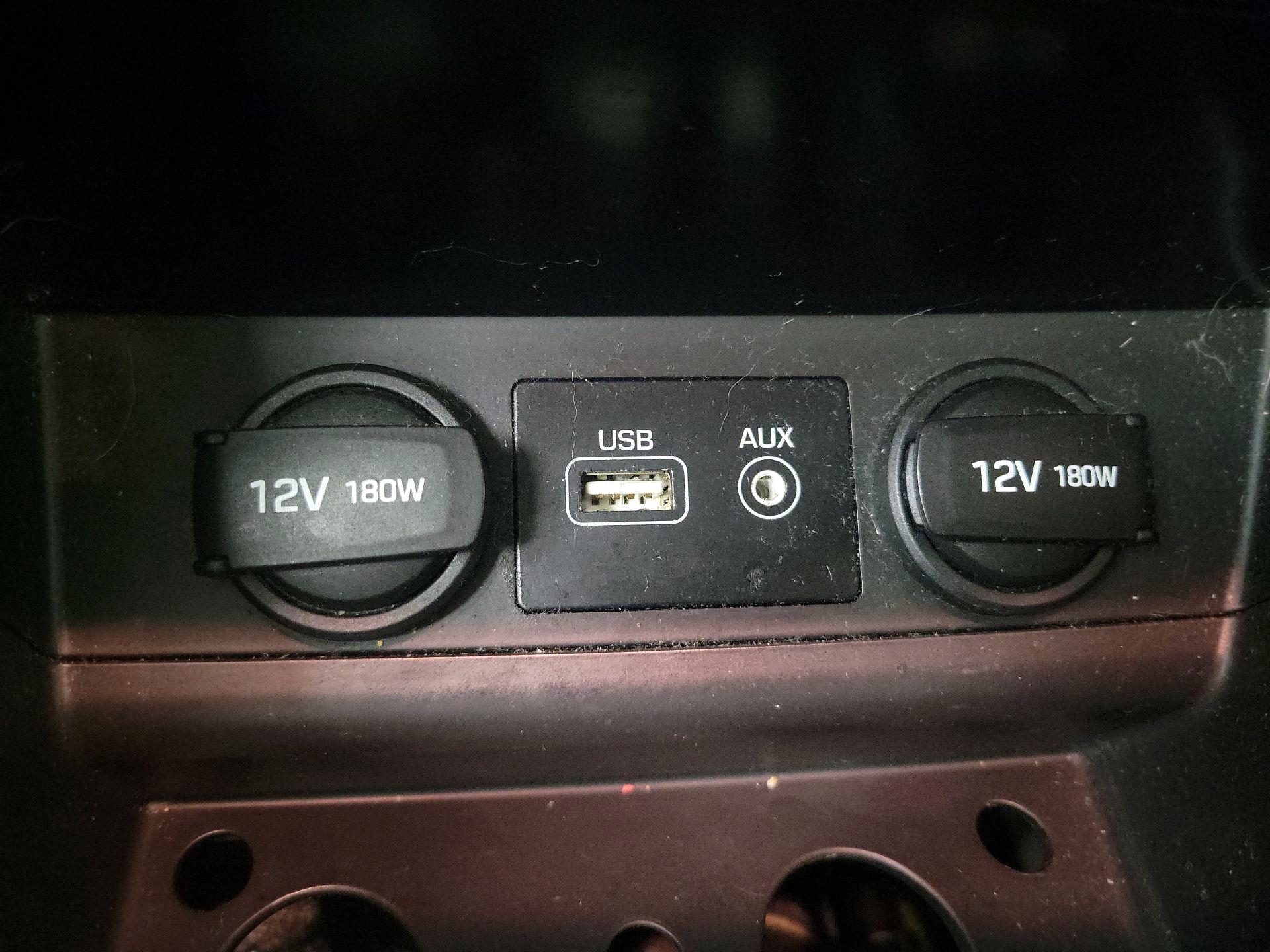 Thumbnail: 2017 Hyundai Sonata - 18