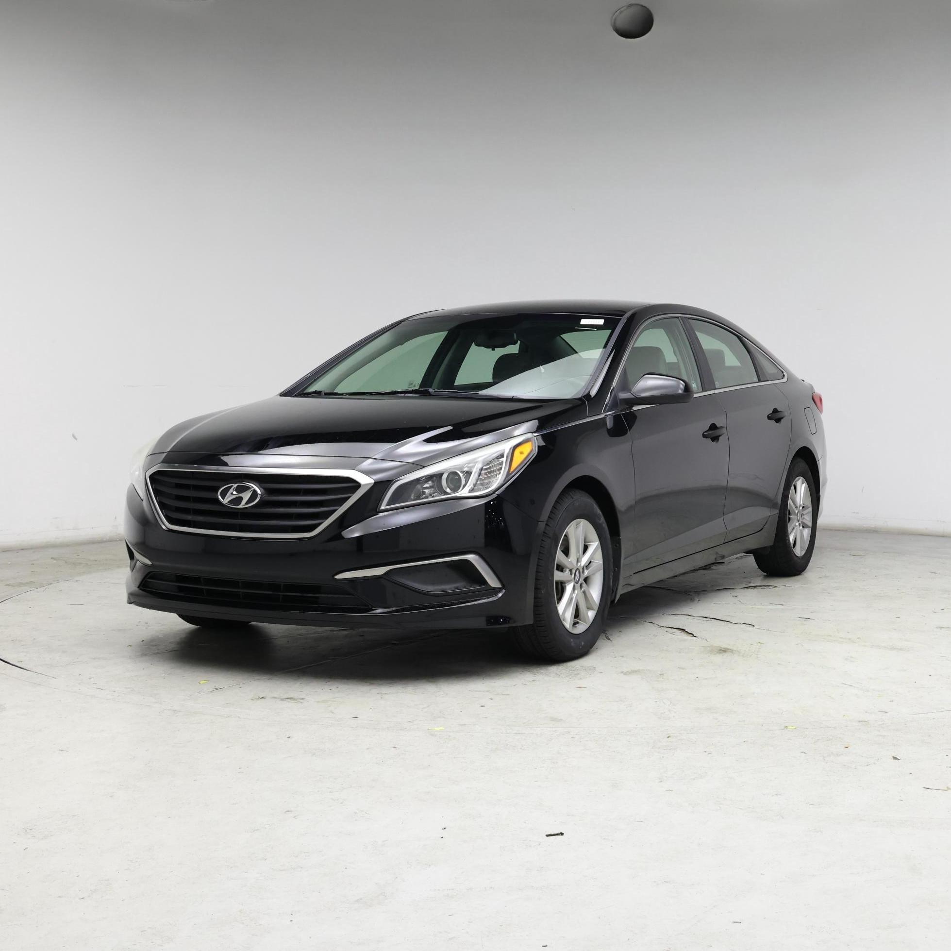 Thumbnail: 2017 Hyundai Sonata - 4