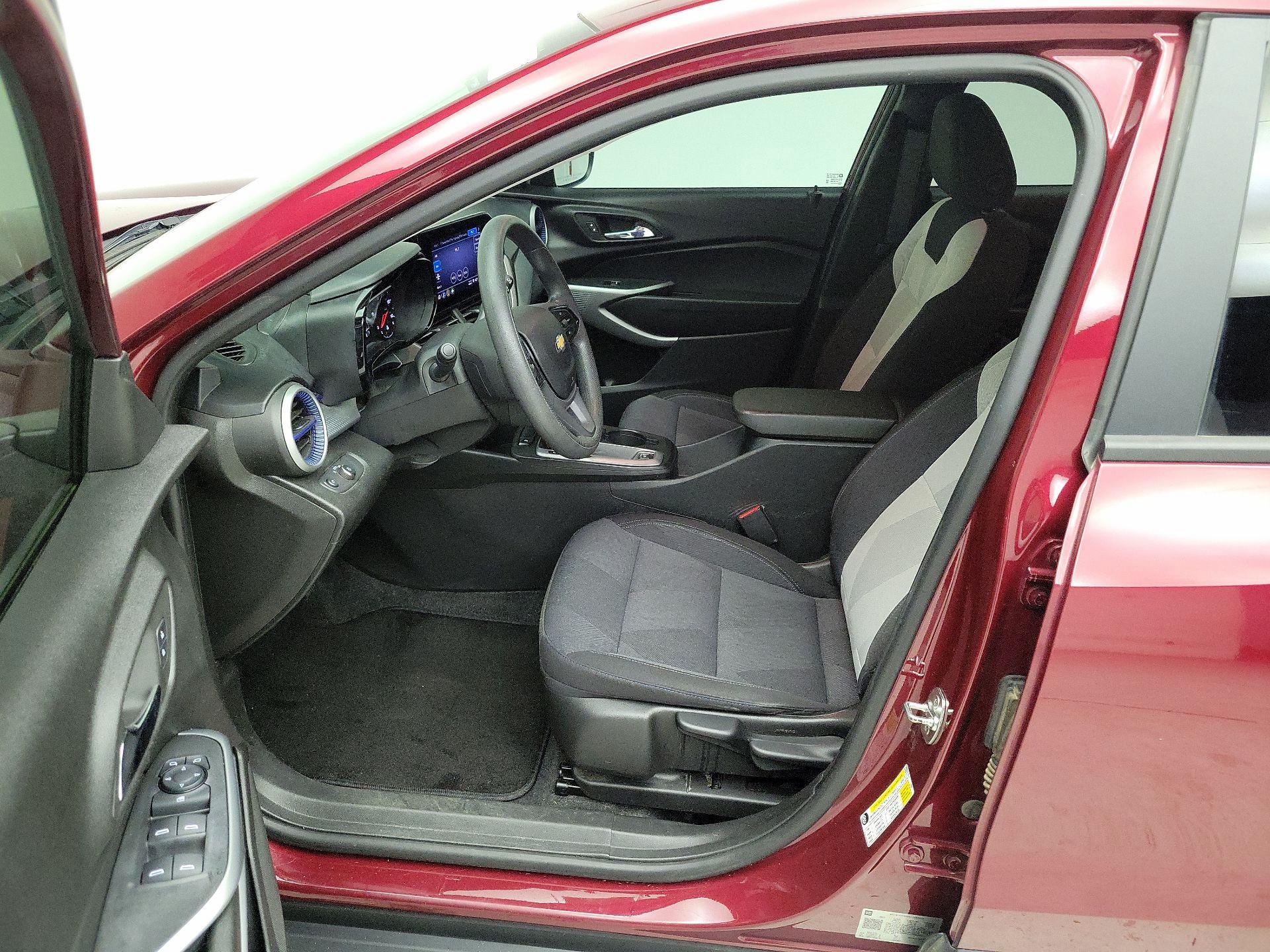 Thumbnail: 2024 Chevrolet Trax - 11