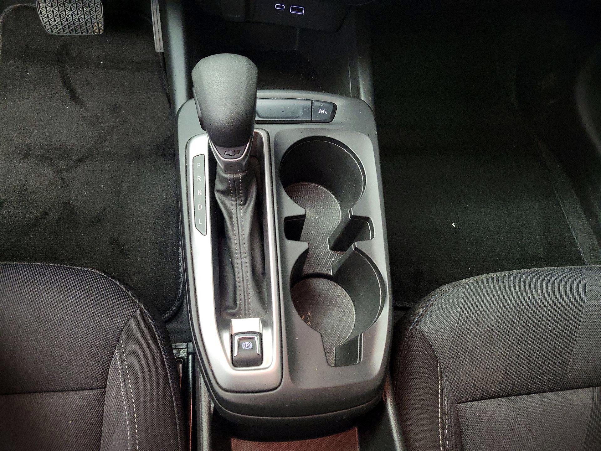 Thumbnail: 2024 Chevrolet Trax - 17