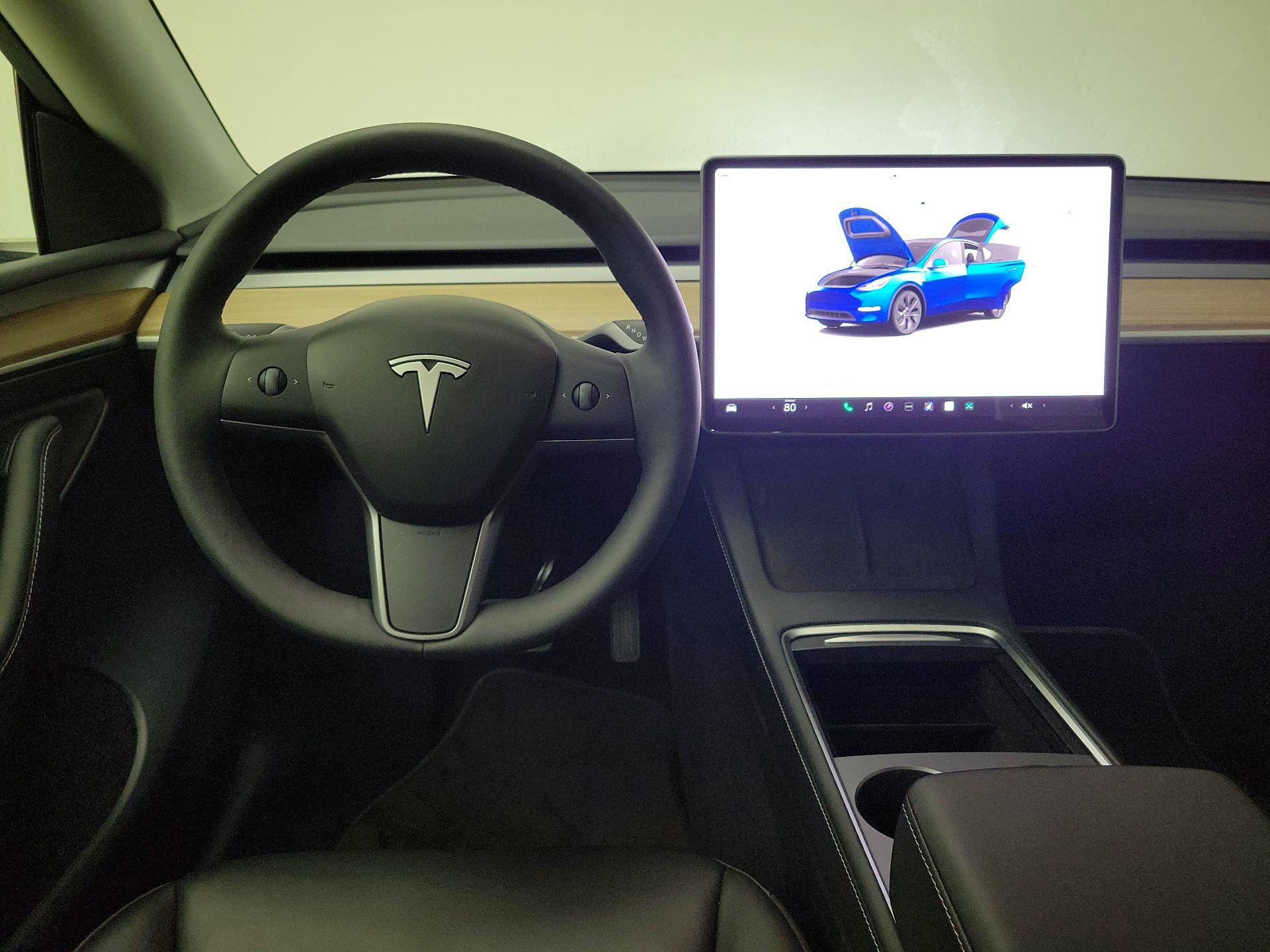 Thumbnail: 2024 Tesla Model Y - 10