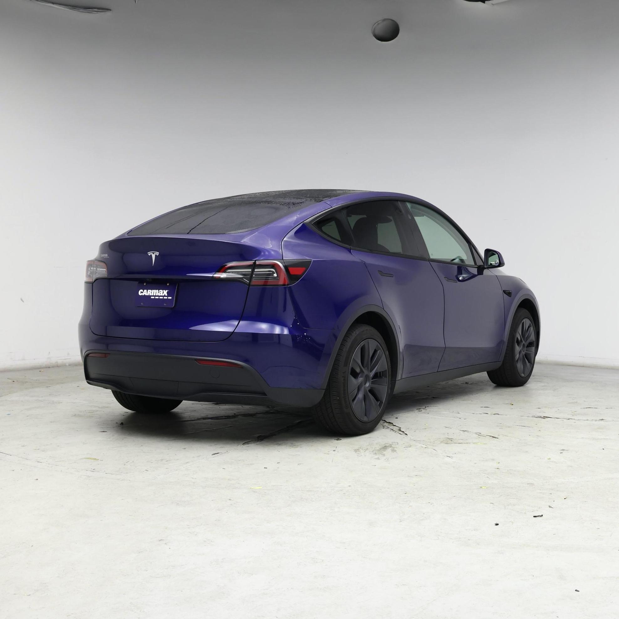 Thumbnail: 2024 Tesla Model Y - 8