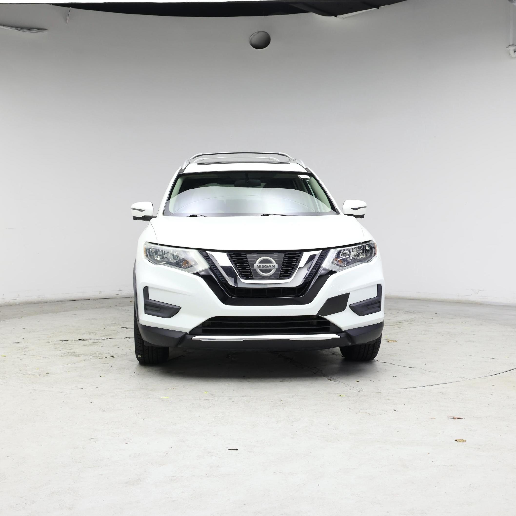 Thumbnail: 2017 Nissan Rogue - 5