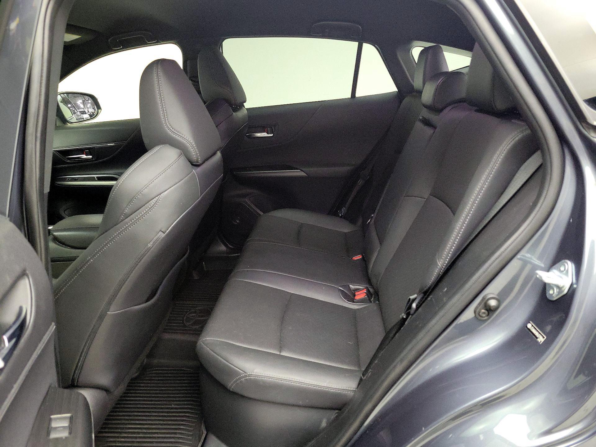 Thumbnail: 2021 Toyota Venza - 20