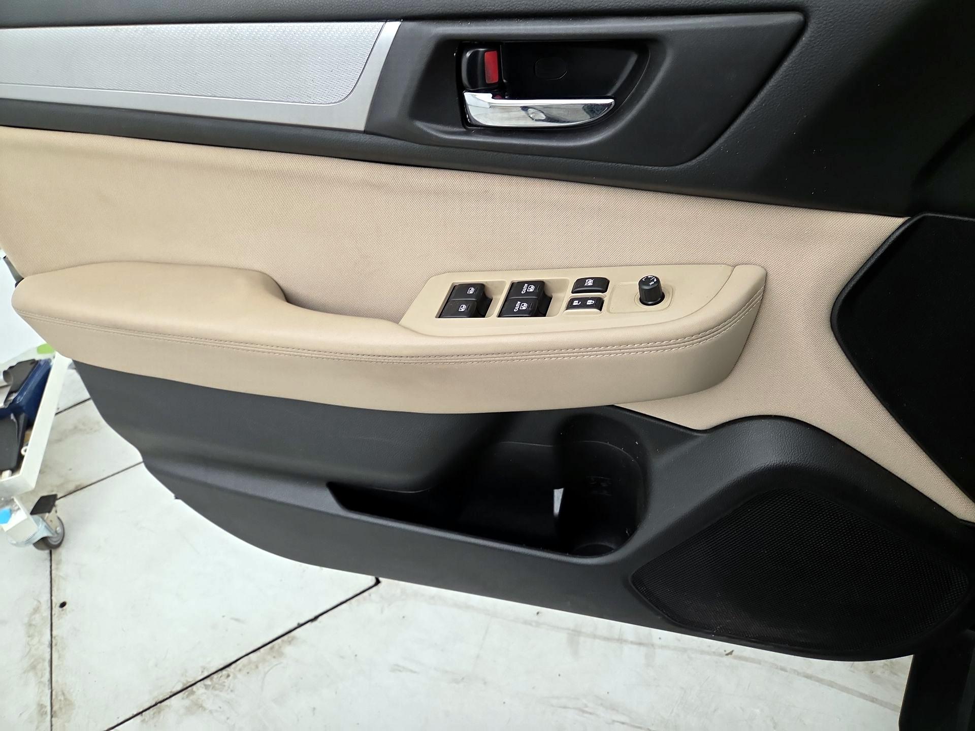 Thumbnail: 2017 Subaru Outback - 12