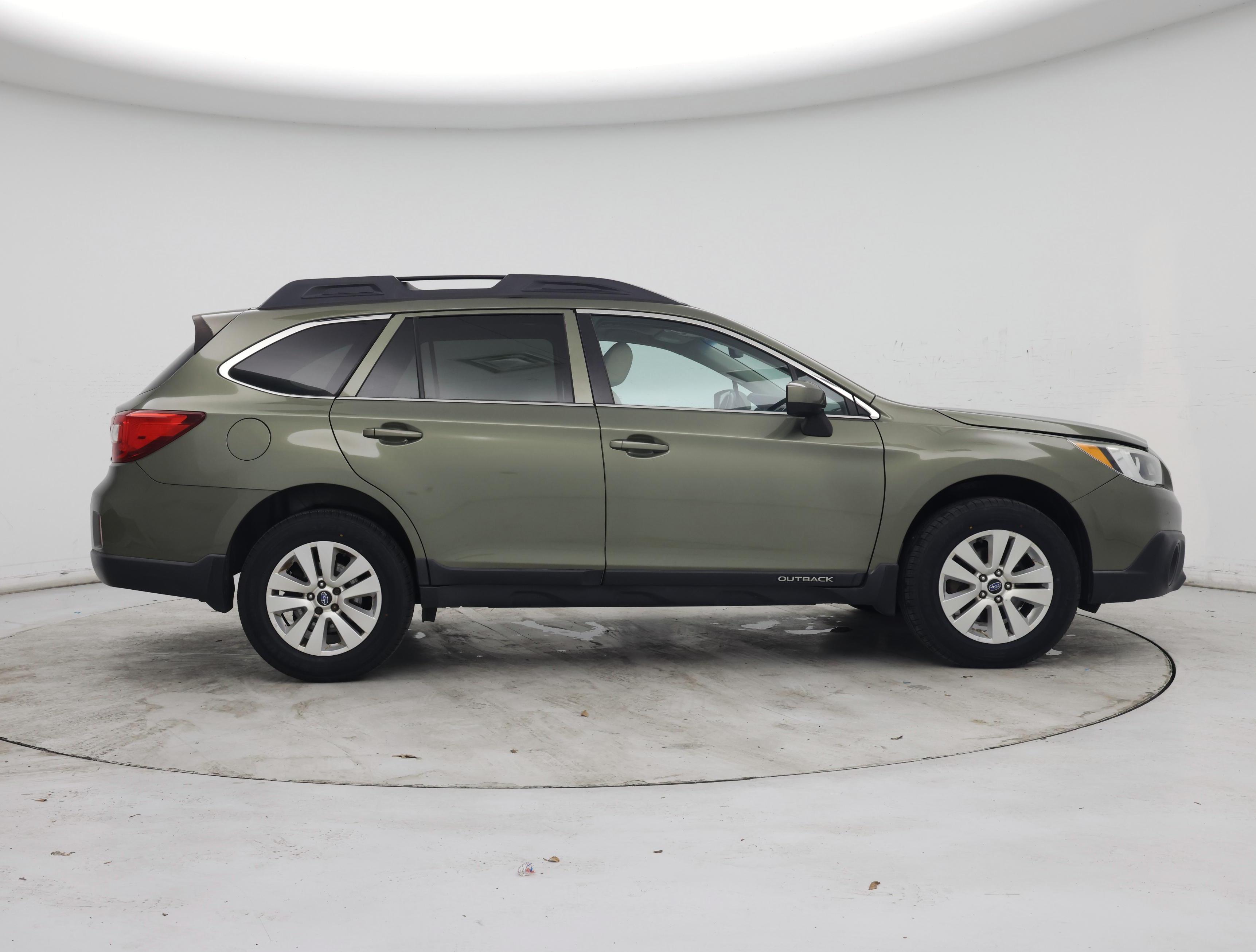 Thumbnail: 2017 Subaru Outback - 7