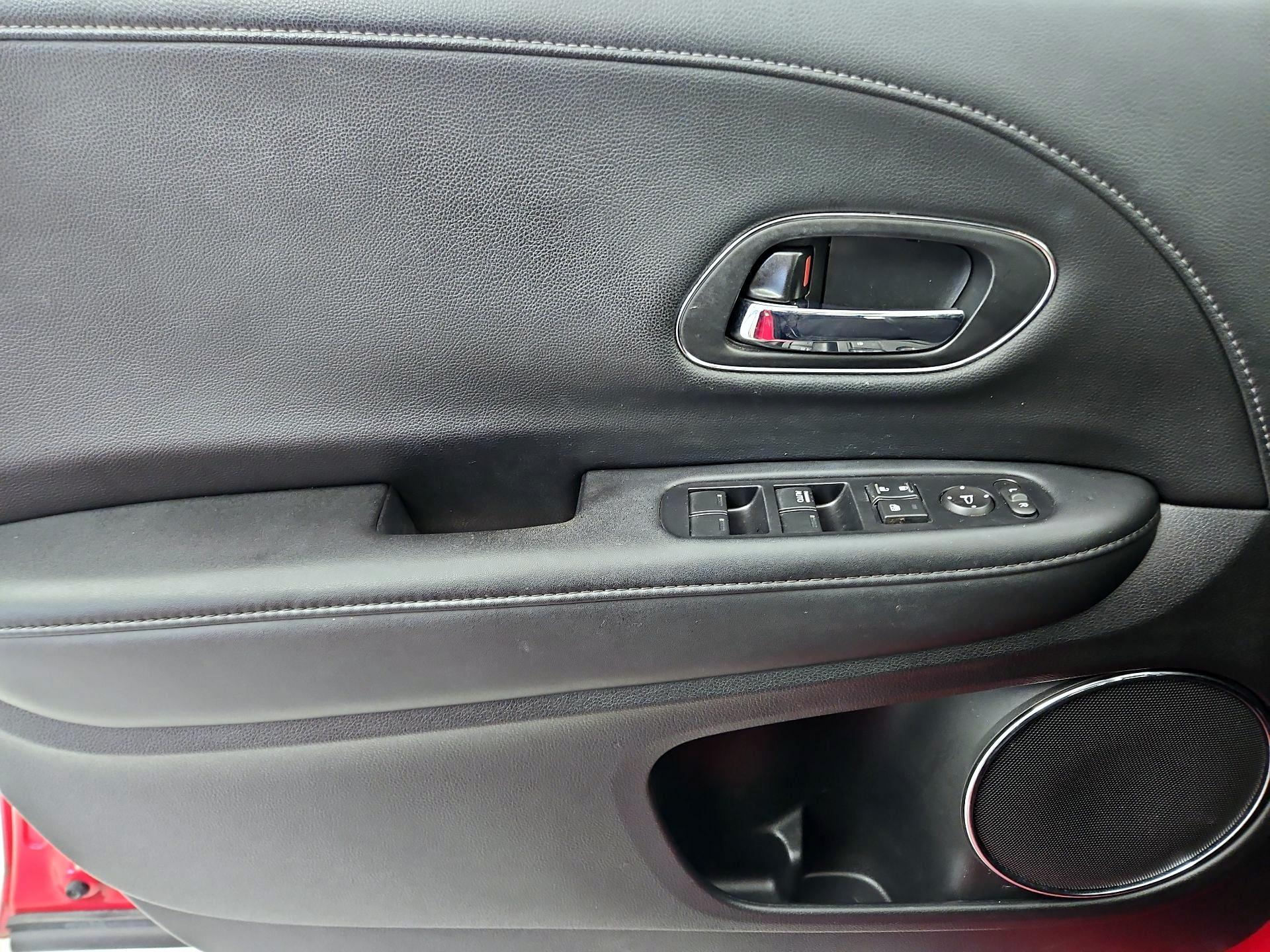 Thumbnail: 2019 Honda HR-V - 12