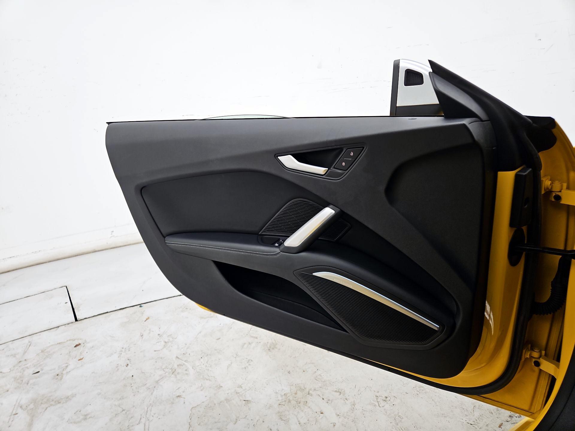 Thumbnail: 2016 Audi TTS - 12