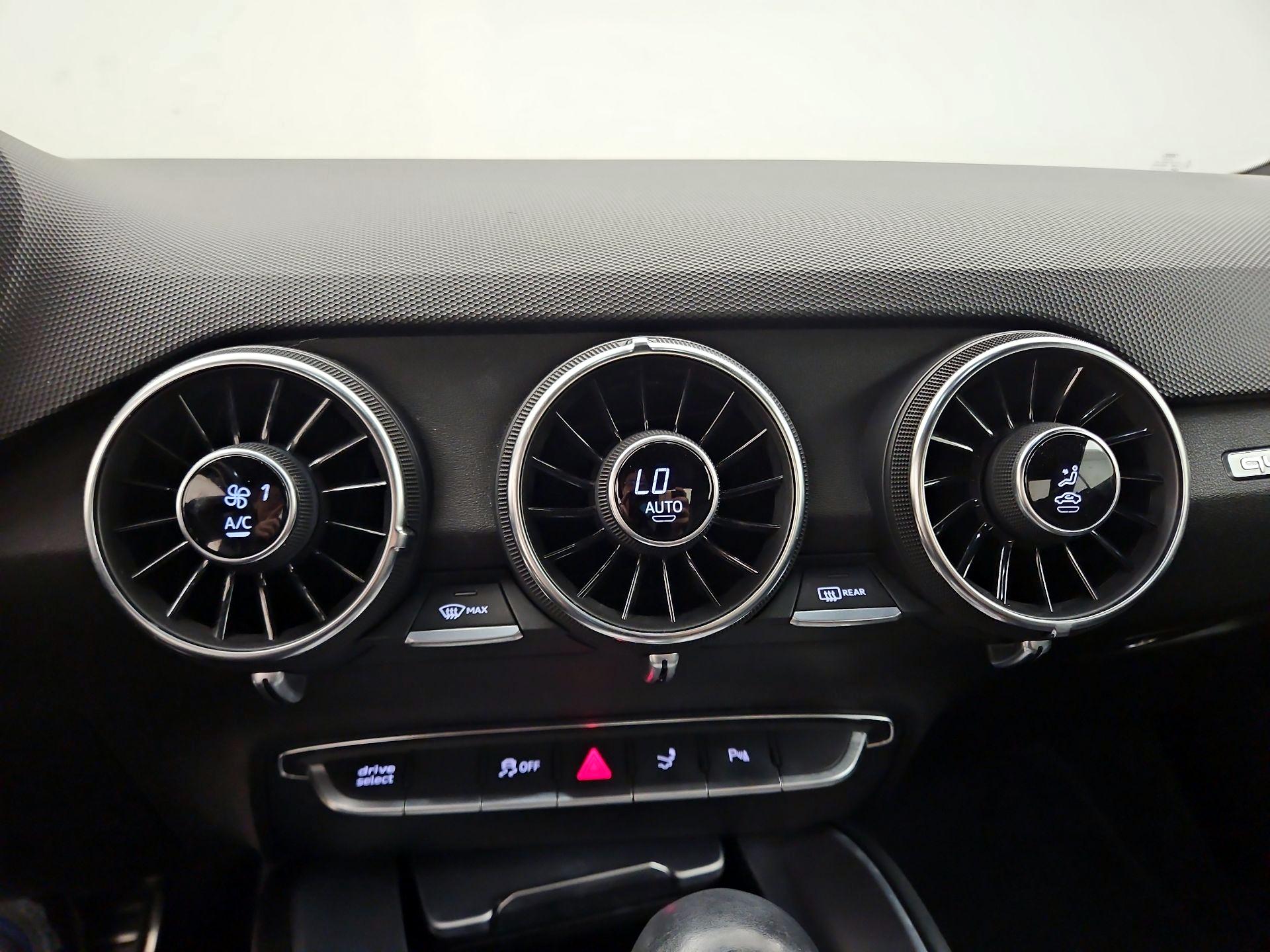 Thumbnail: 2016 Audi TTS - 17