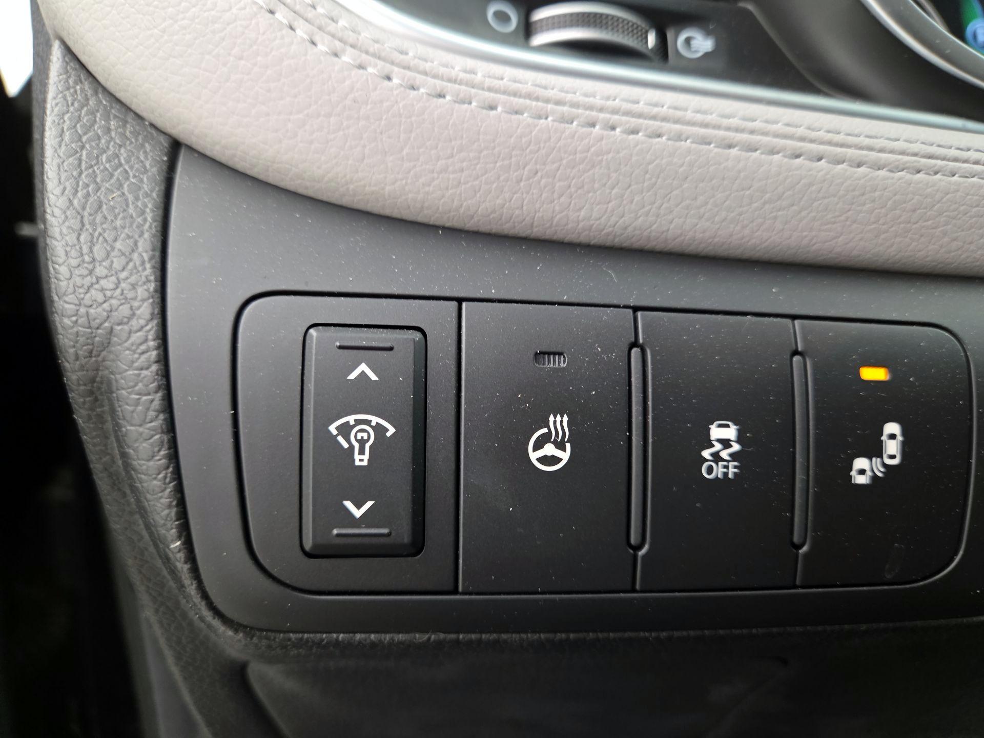 Thumbnail: 2015 Kia Optima - 13