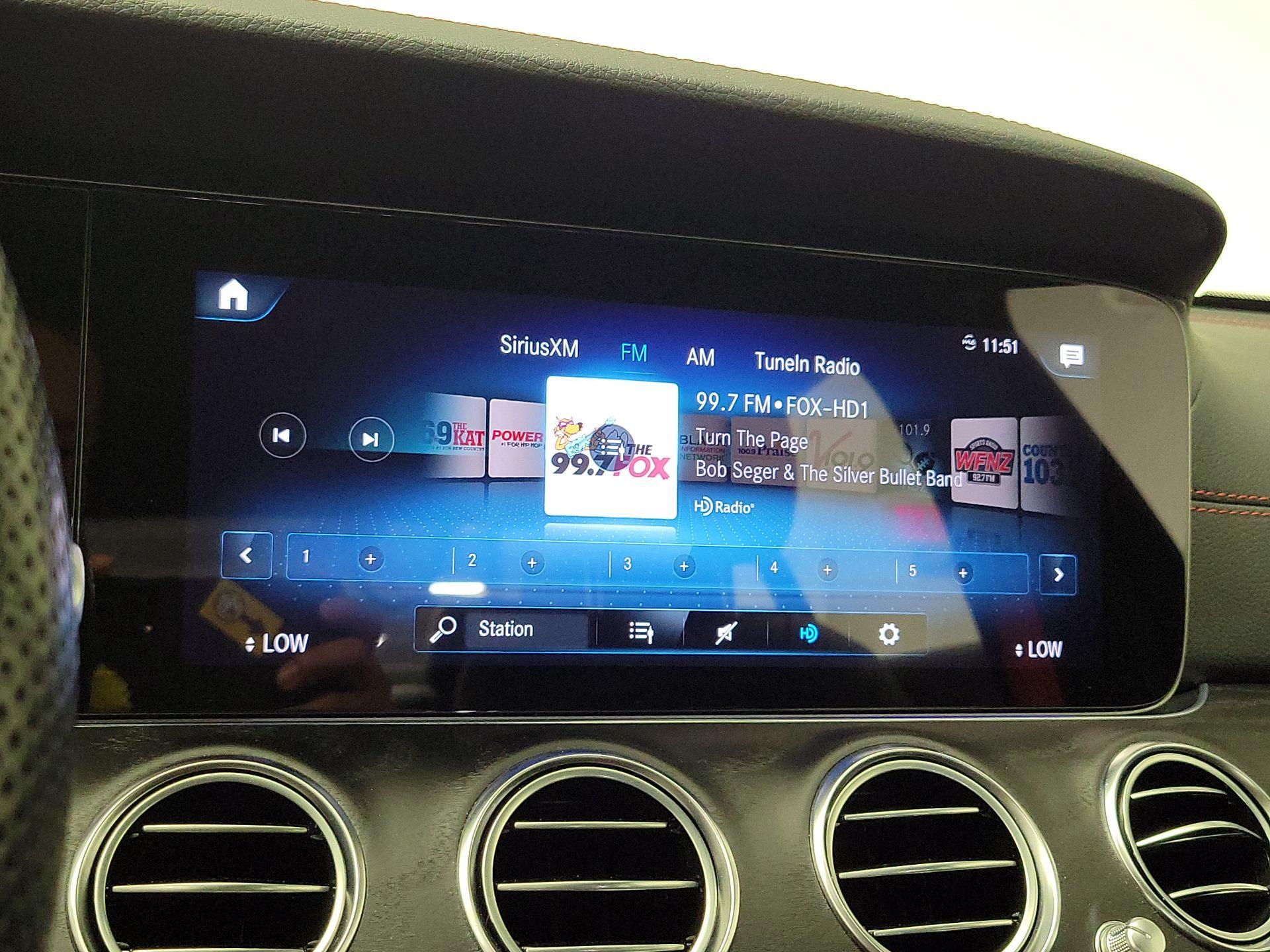 Thumbnail: 2022 Mercedes-Benz E-Class - 15