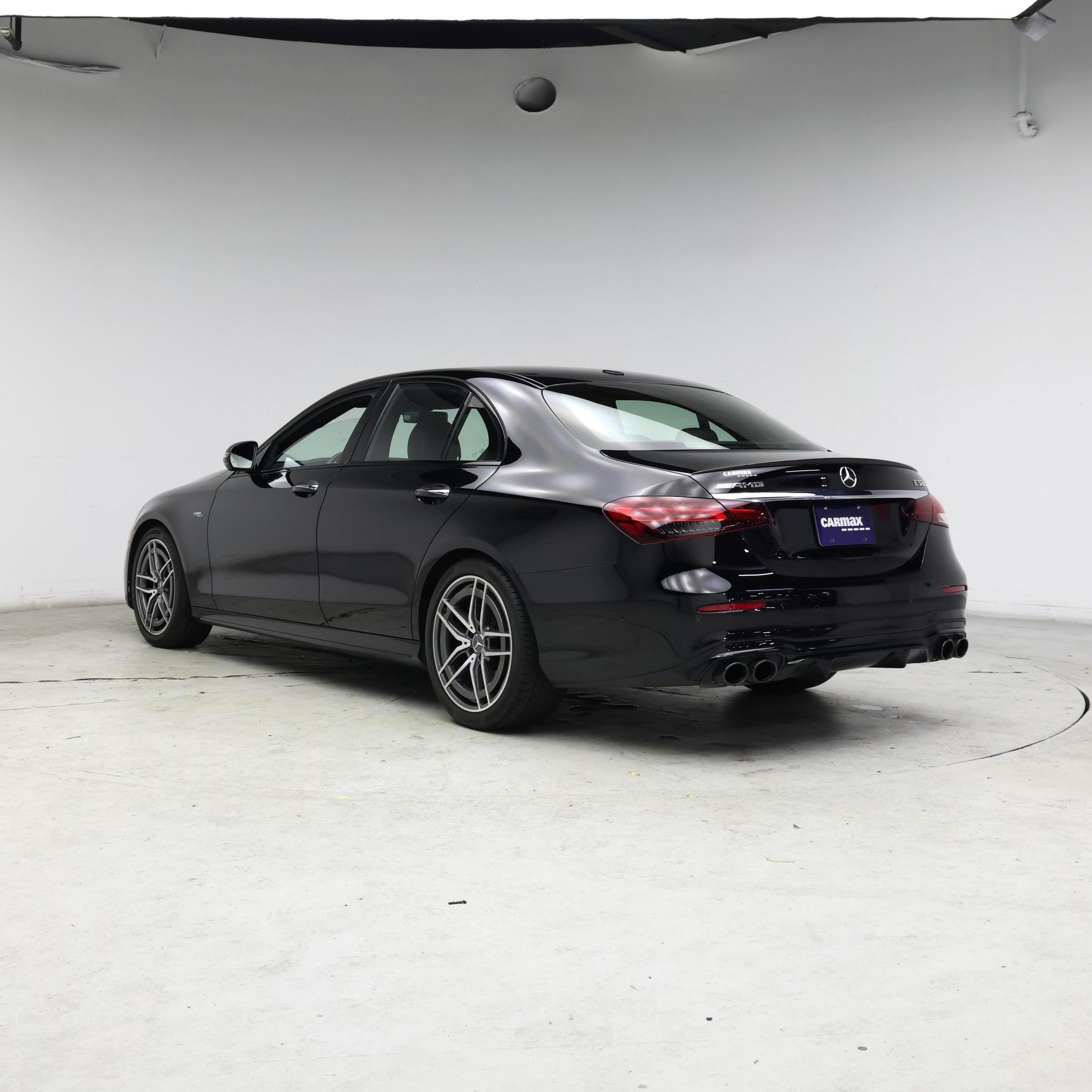 Thumbnail: 2022 Mercedes-Benz E-Class - 2