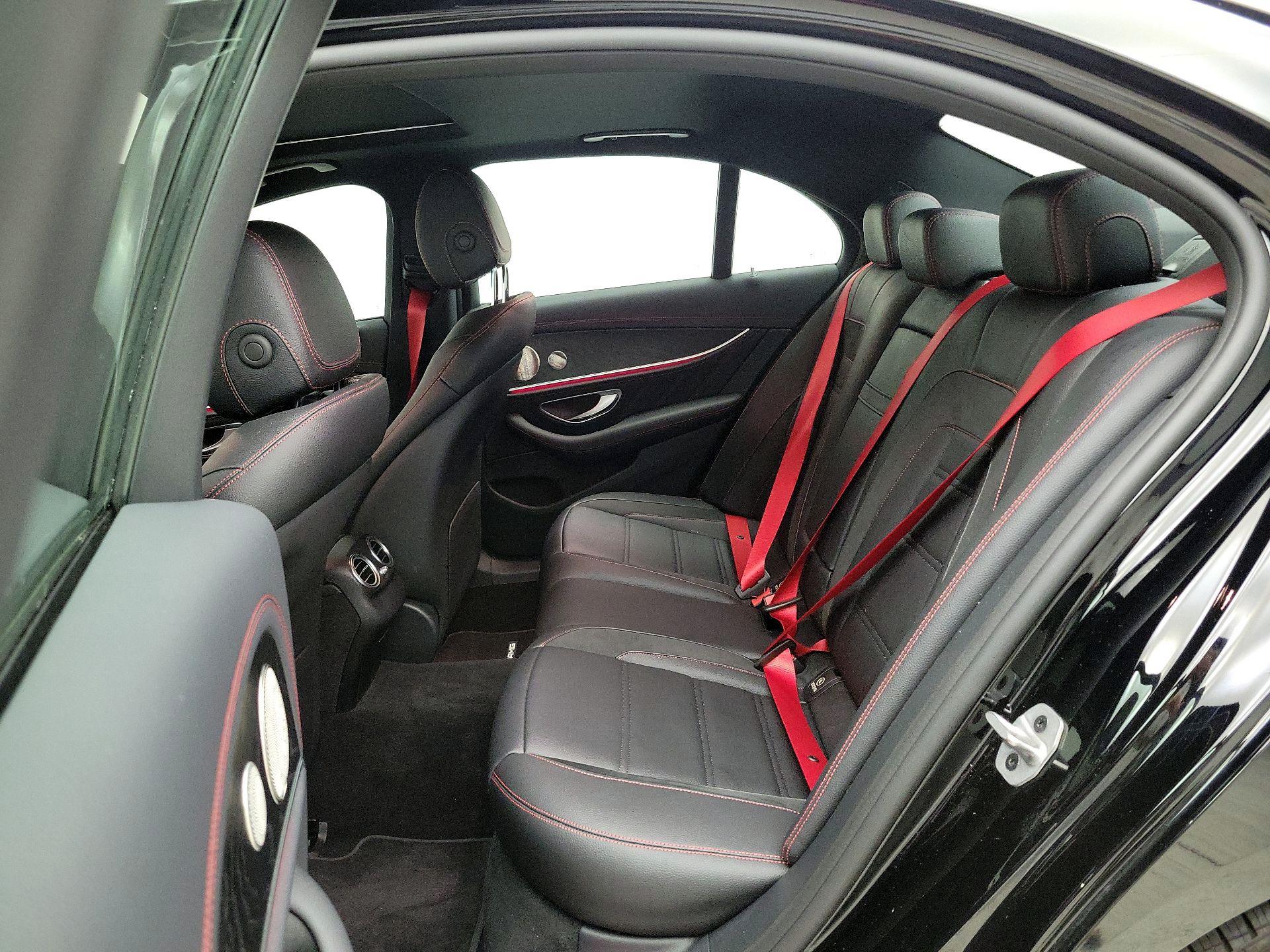 Thumbnail: 2022 Mercedes-Benz E-Class - 20