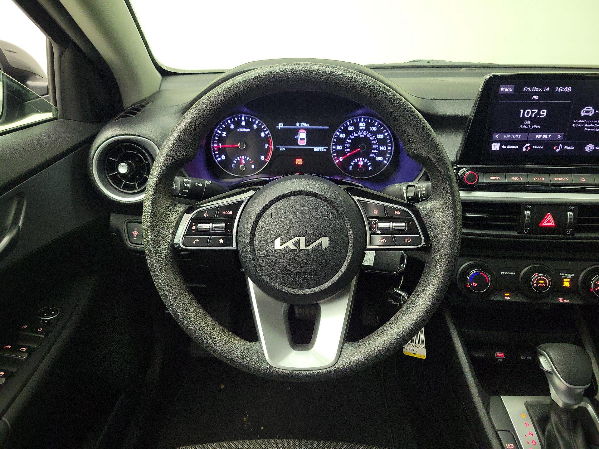 Thumbnail: 2023 Kia Forte - 10