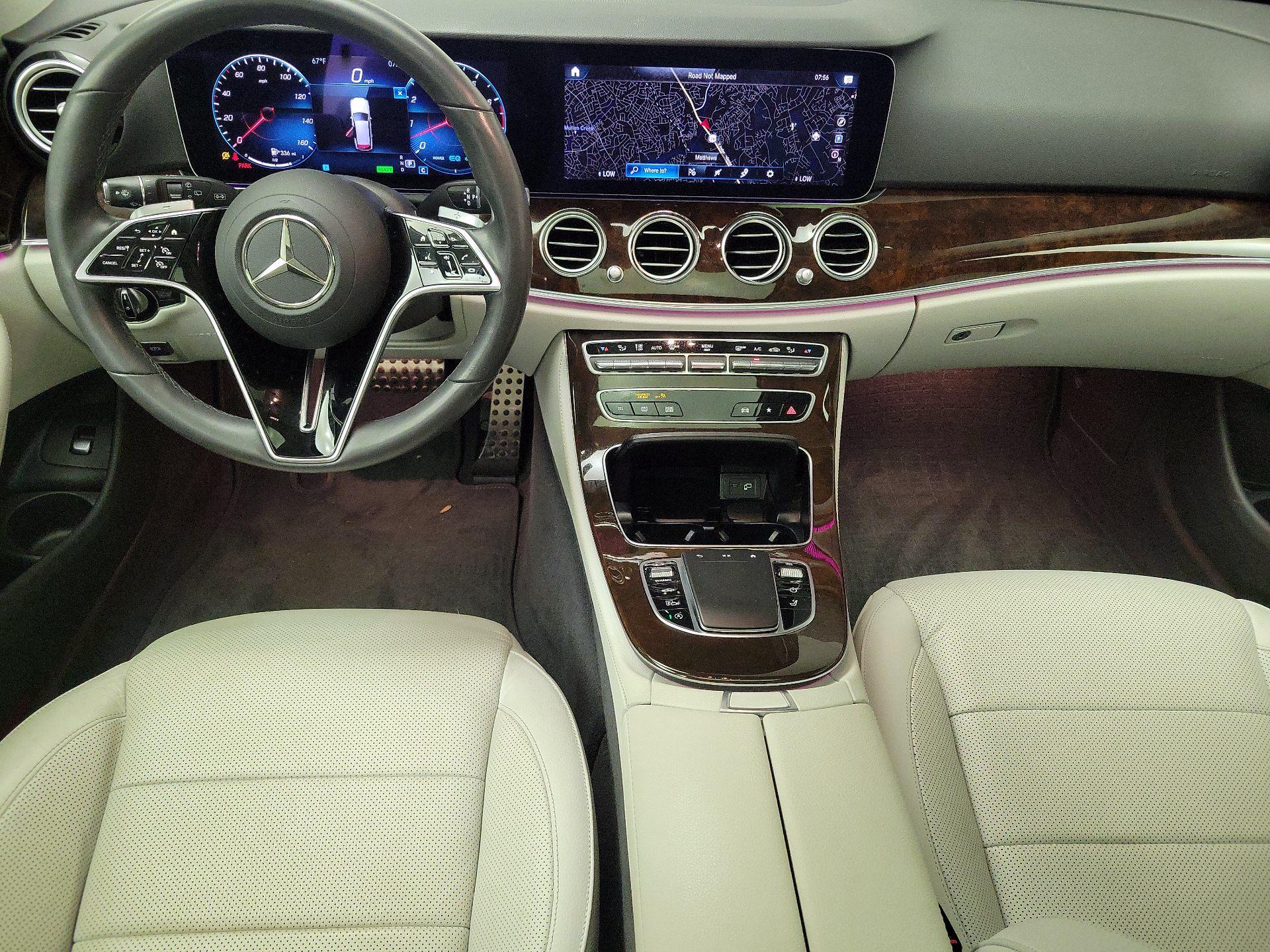 Thumbnail: 2022 Mercedes-Benz E-Class - 9