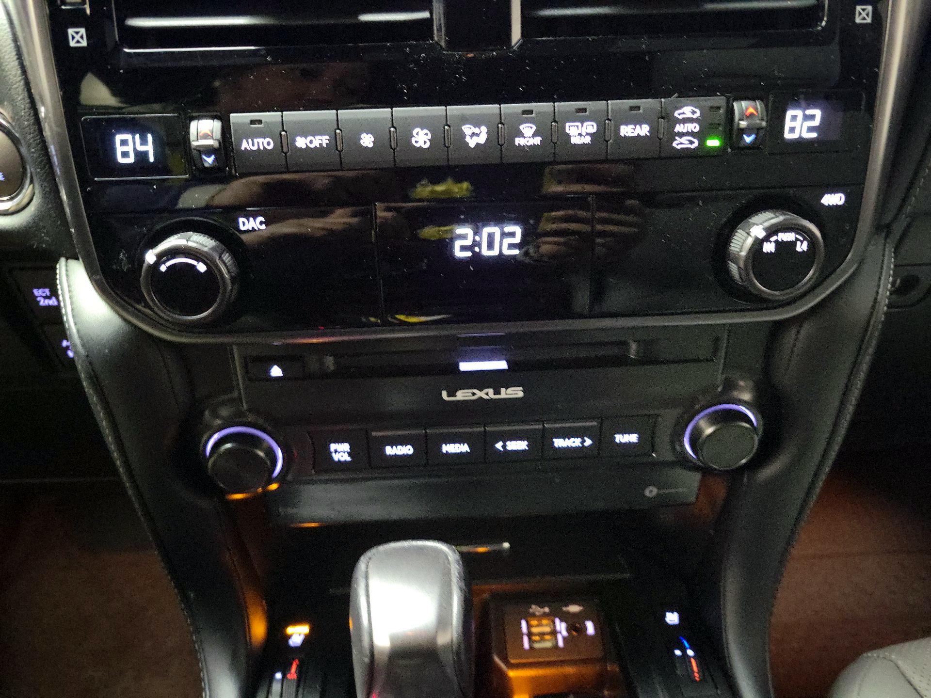 Thumbnail: 2023 Lexus GX - 17