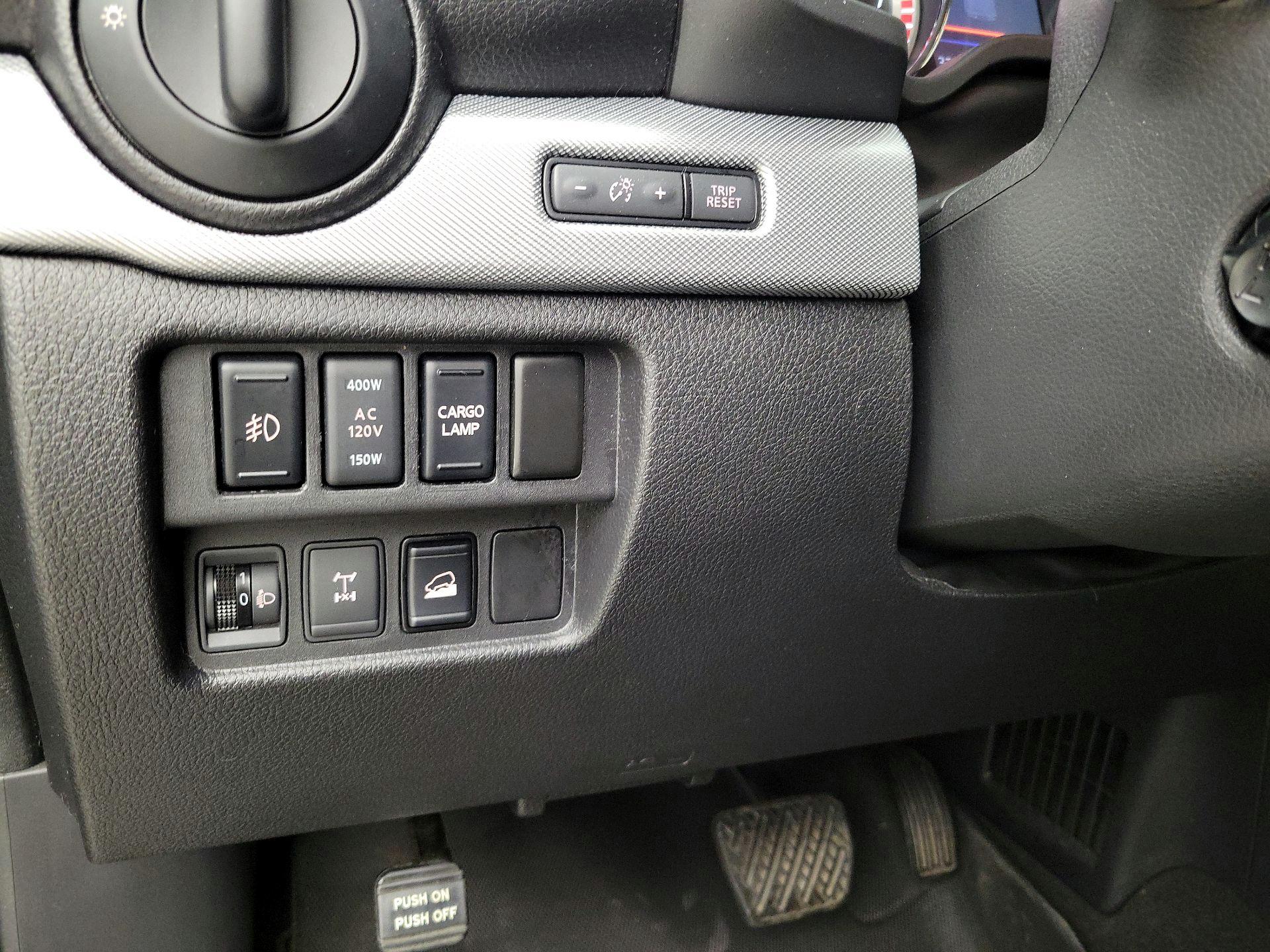 Thumbnail: 2019 Nissan Titan - 13