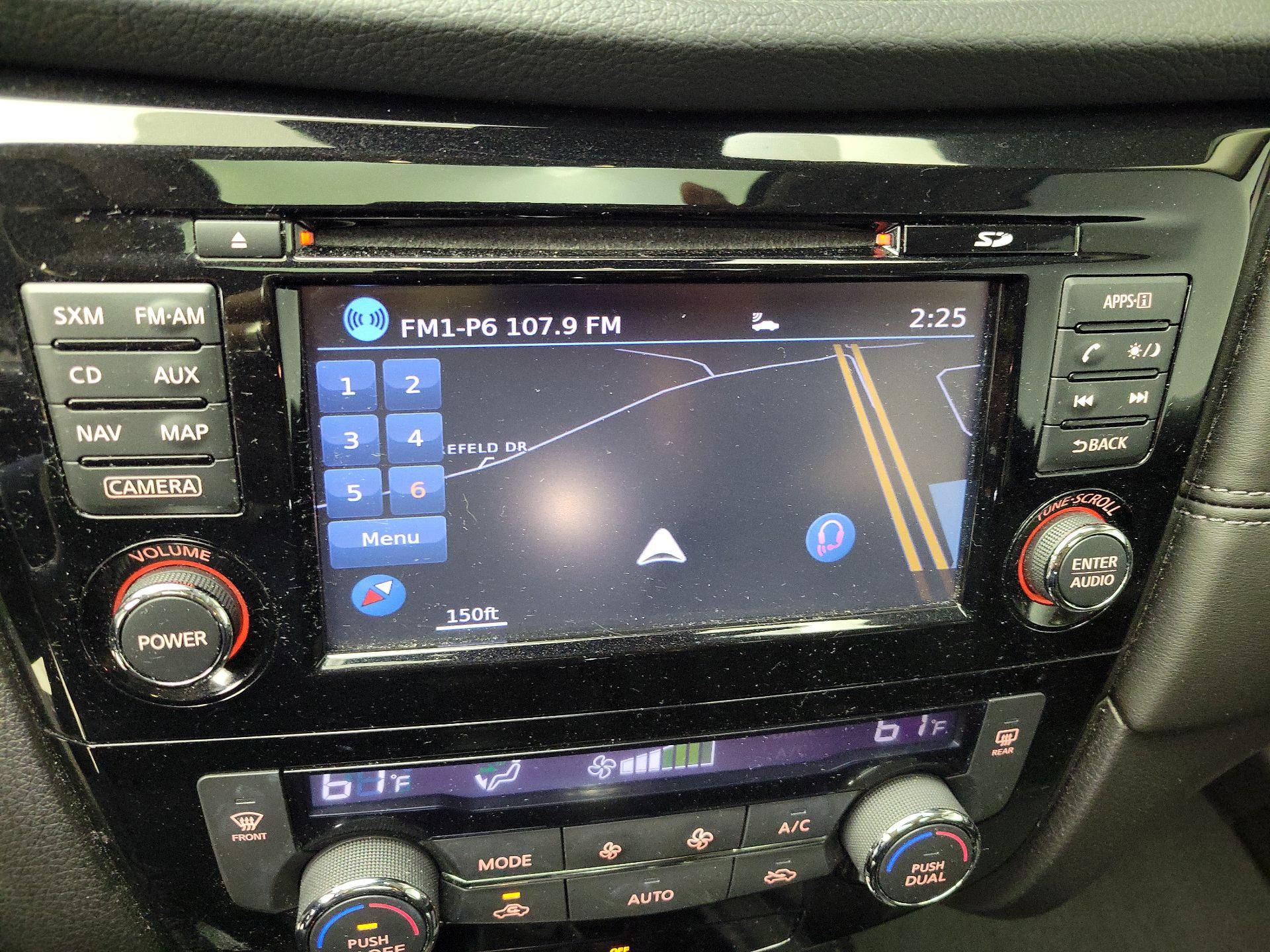 Thumbnail: 2017 Nissan Rogue - 14