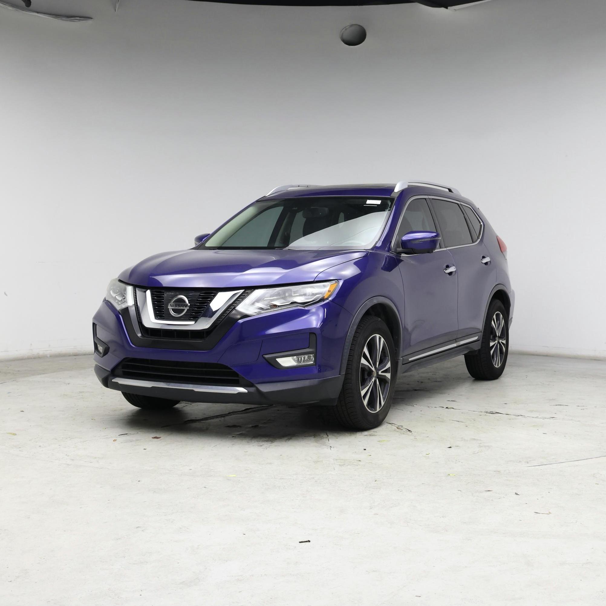 Thumbnail: 2017 Nissan Rogue - 4