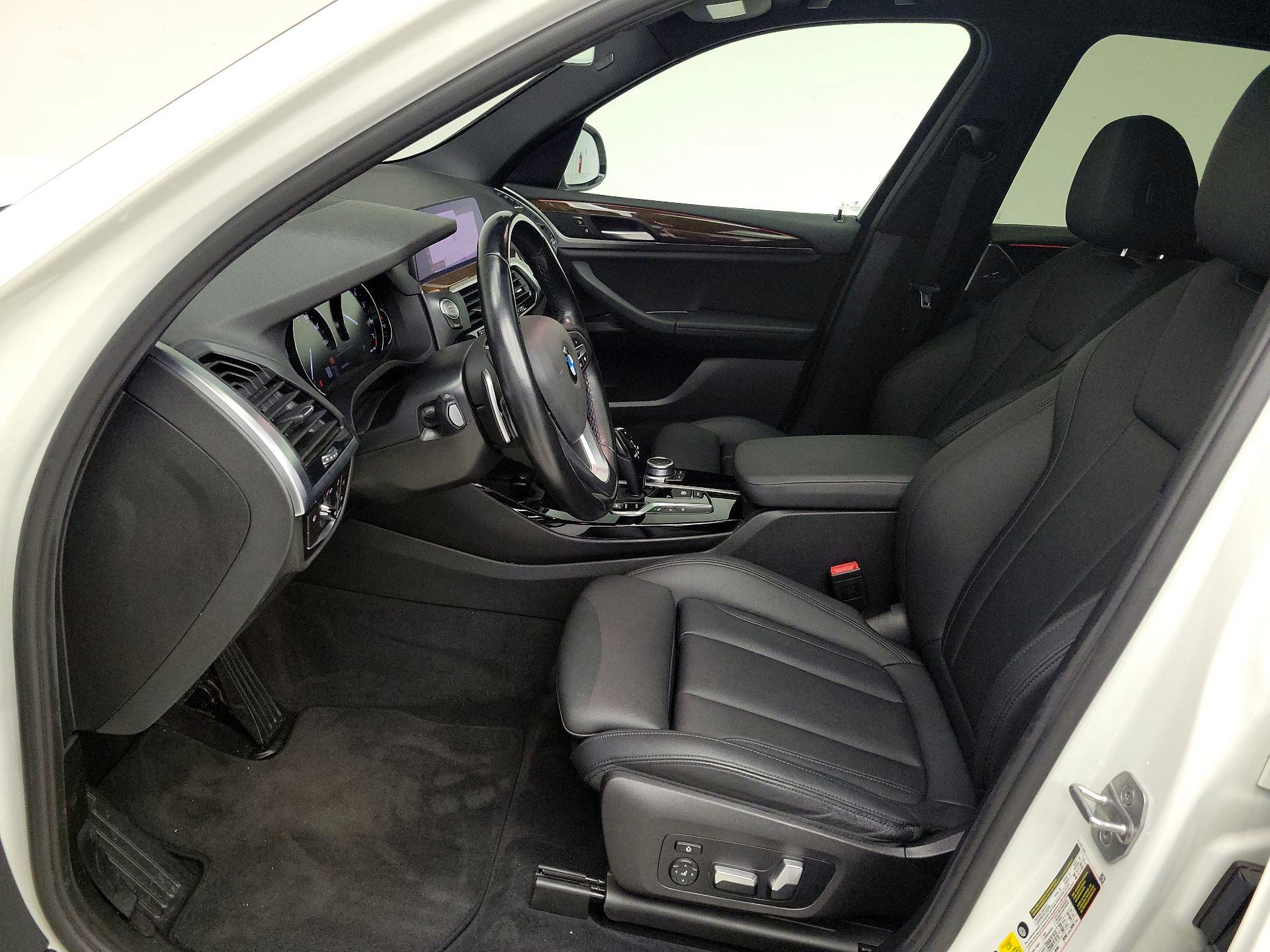 Thumbnail: 2021 BMW X3 - 11