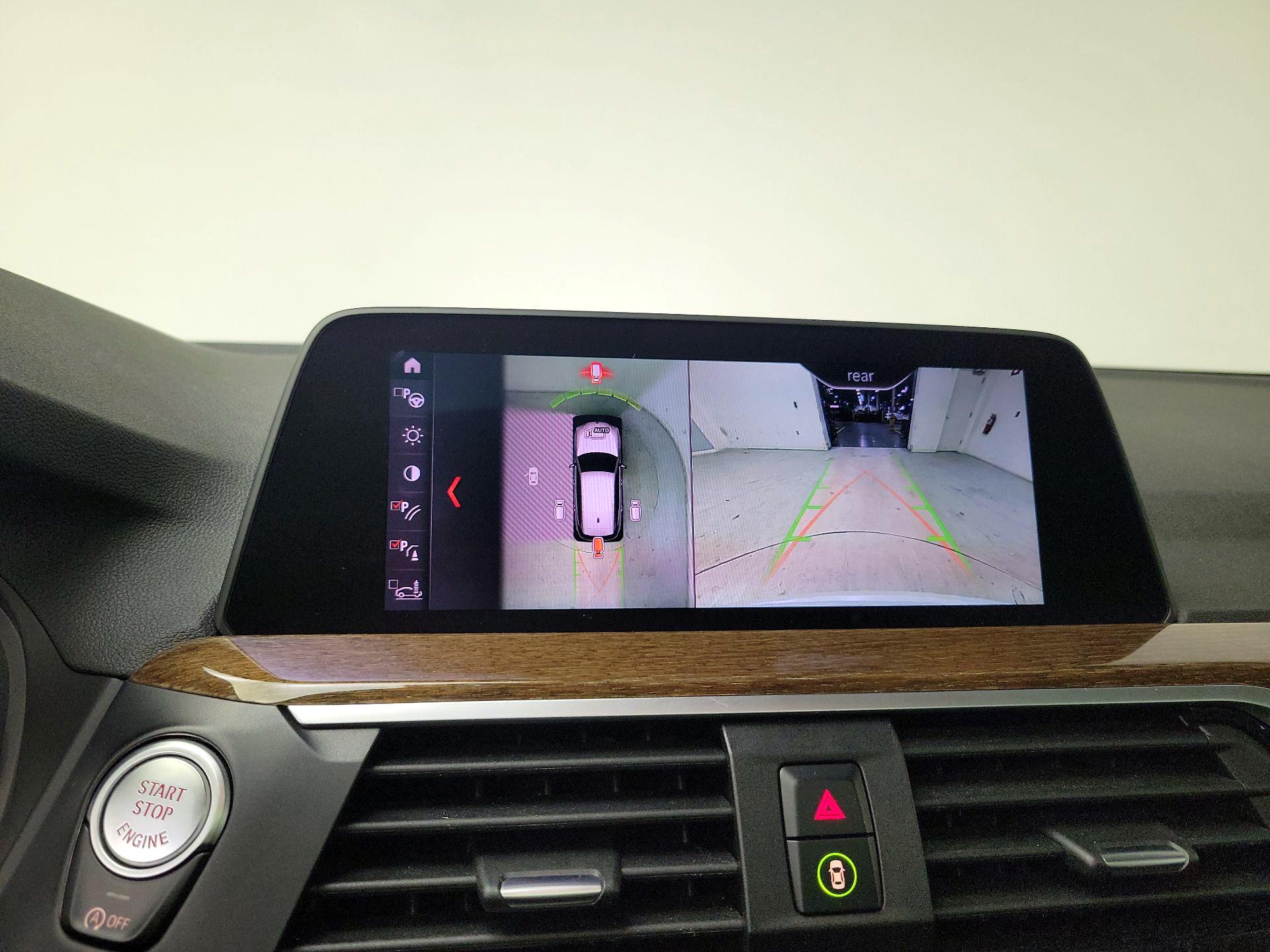 Thumbnail: 2021 BMW X3 - 15