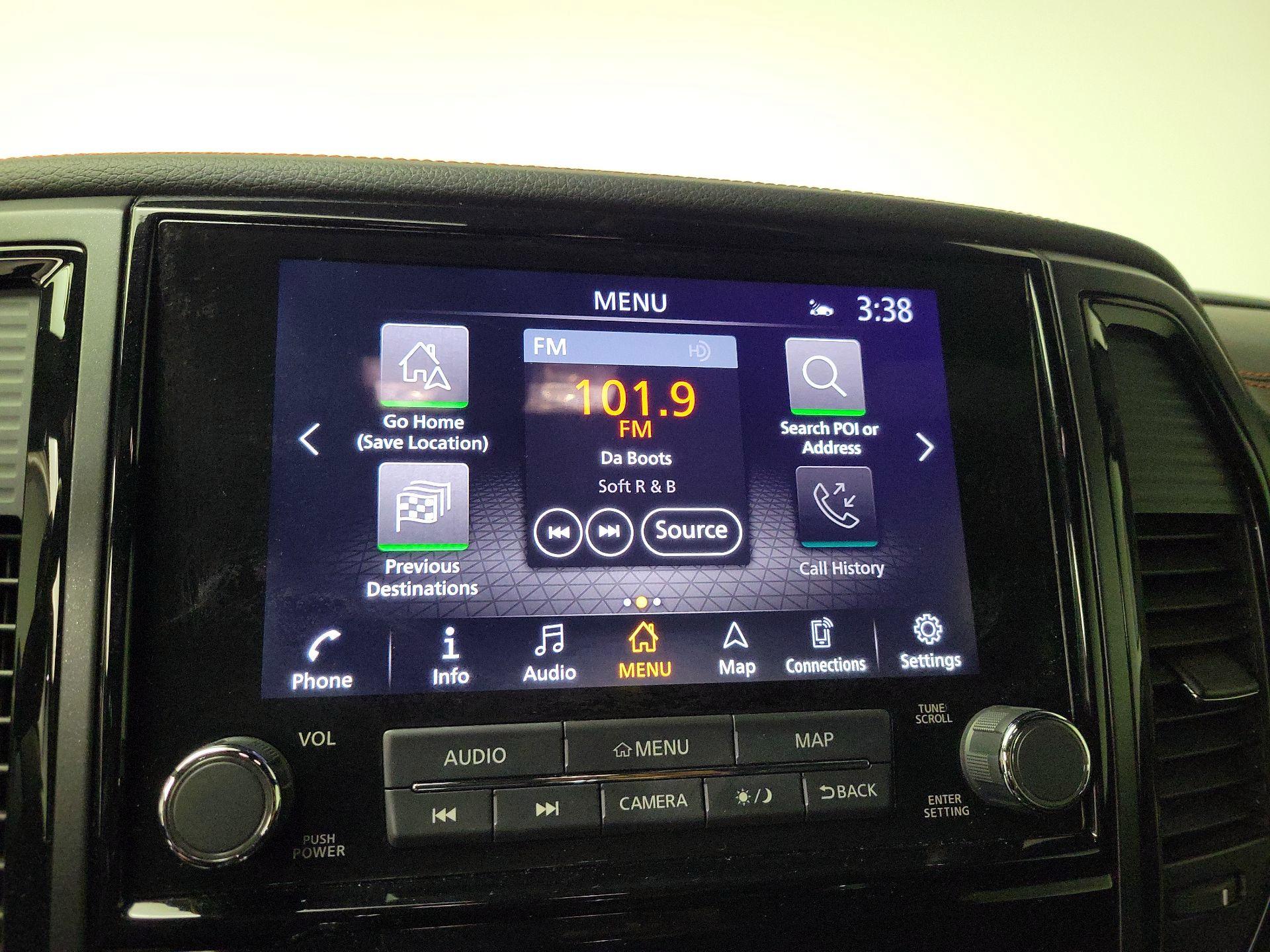 Thumbnail: 2020 Nissan Titan - 16