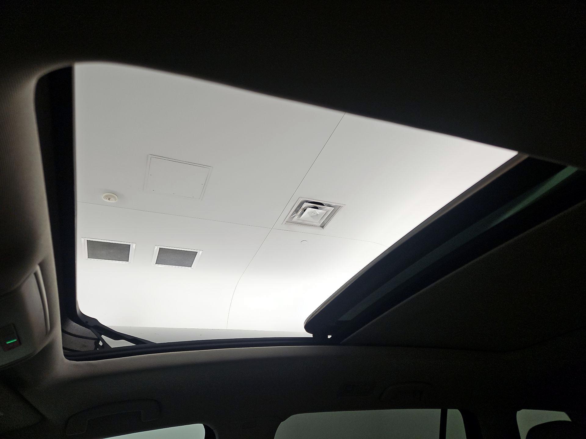 Thumbnail: 2021 Volkswagen Atlas - 19