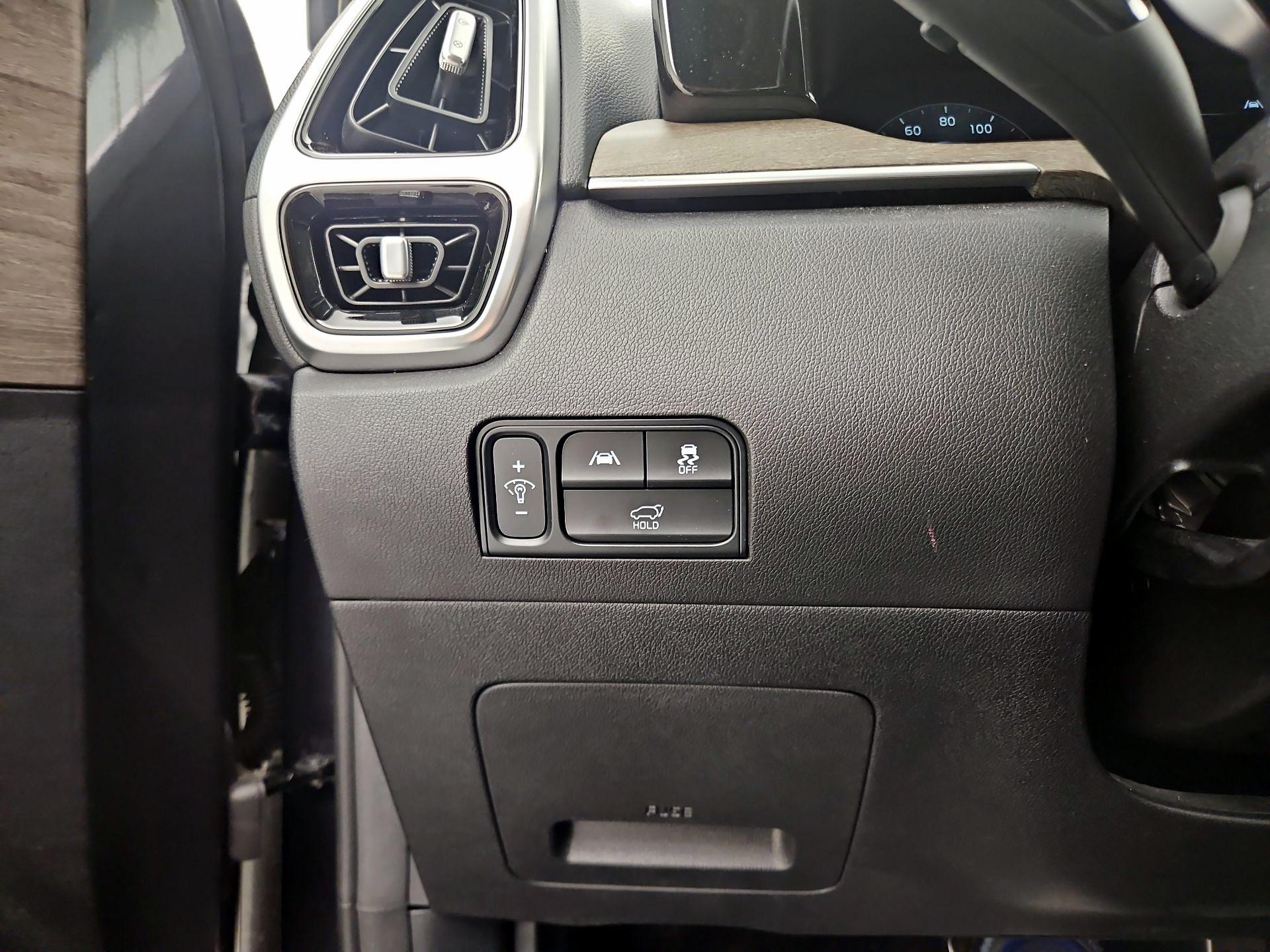 Thumbnail: 2022 Kia Sorento - 13