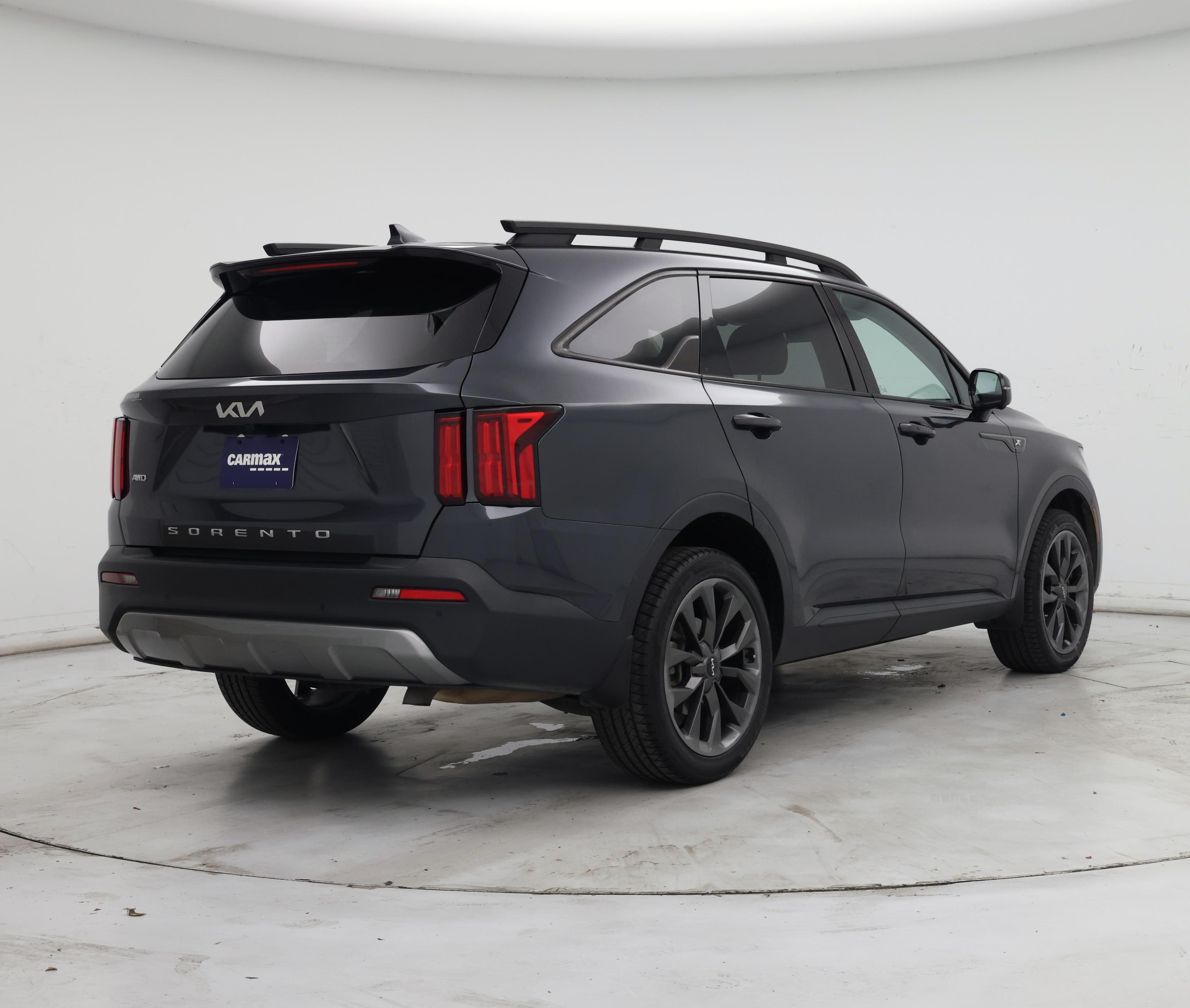 Thumbnail: 2022 Kia Sorento - 8