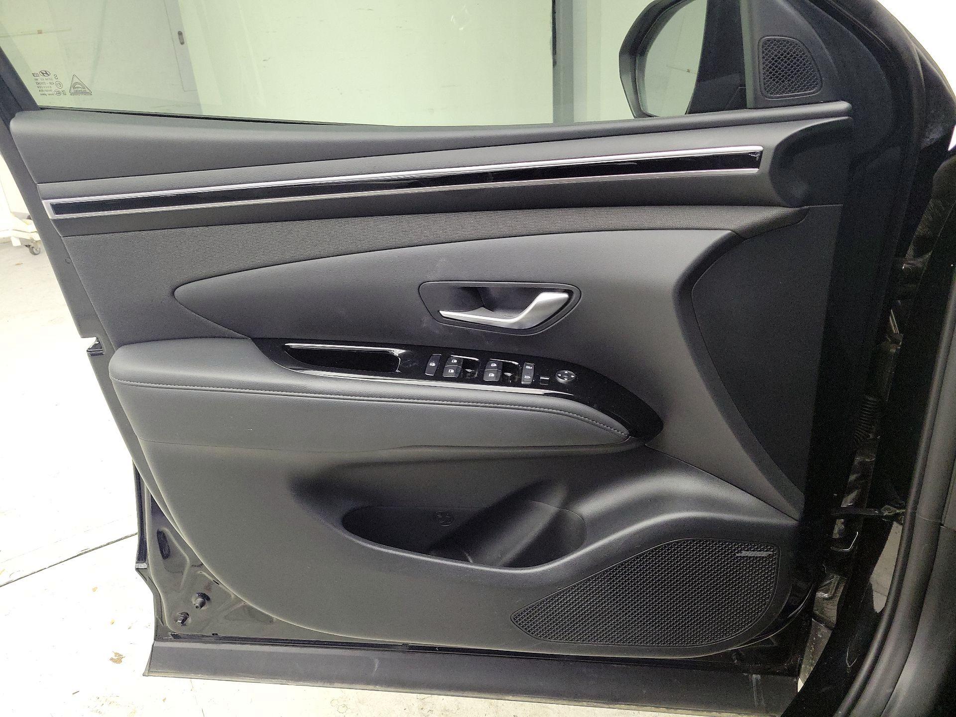 Thumbnail: 2022 Hyundai Tucson - 12